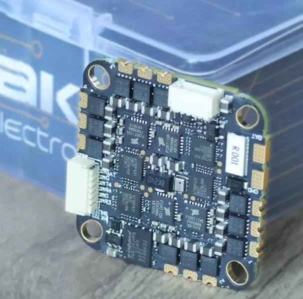 F722 BLHeli_32 45A AIO 128K Flight Control ESC 4-in-1 FPV Racing Drone