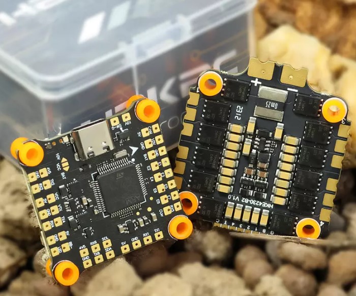 32-bit 65AF7 V2 Flying Tower 2-6S FPV Racing Drone Flight Control ESC