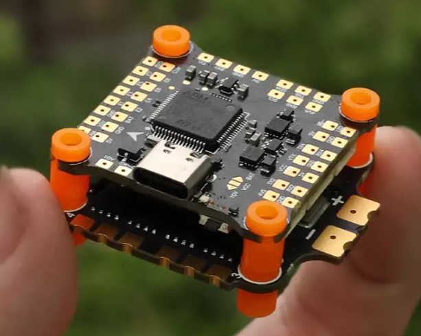 32-bit 65AF7 V2 Flying Tower 2-6S FPV Racing Drone Flight Control ESC