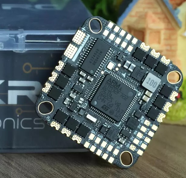 F722 BLHeli_32 45A AIO 128K Flight Control ESC 4-in-1 FPV Racing Drone