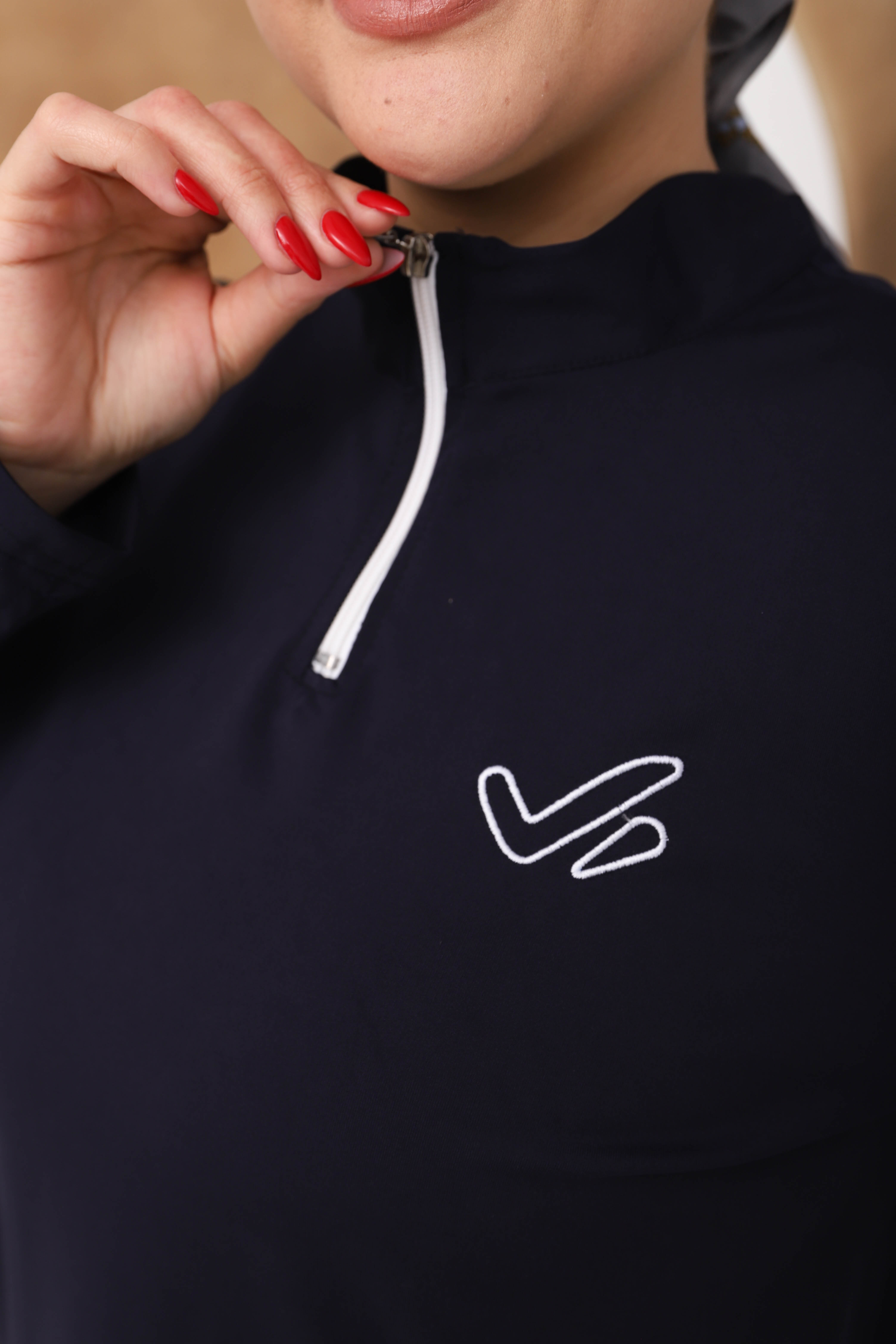 Ensemble sportif bleu marine