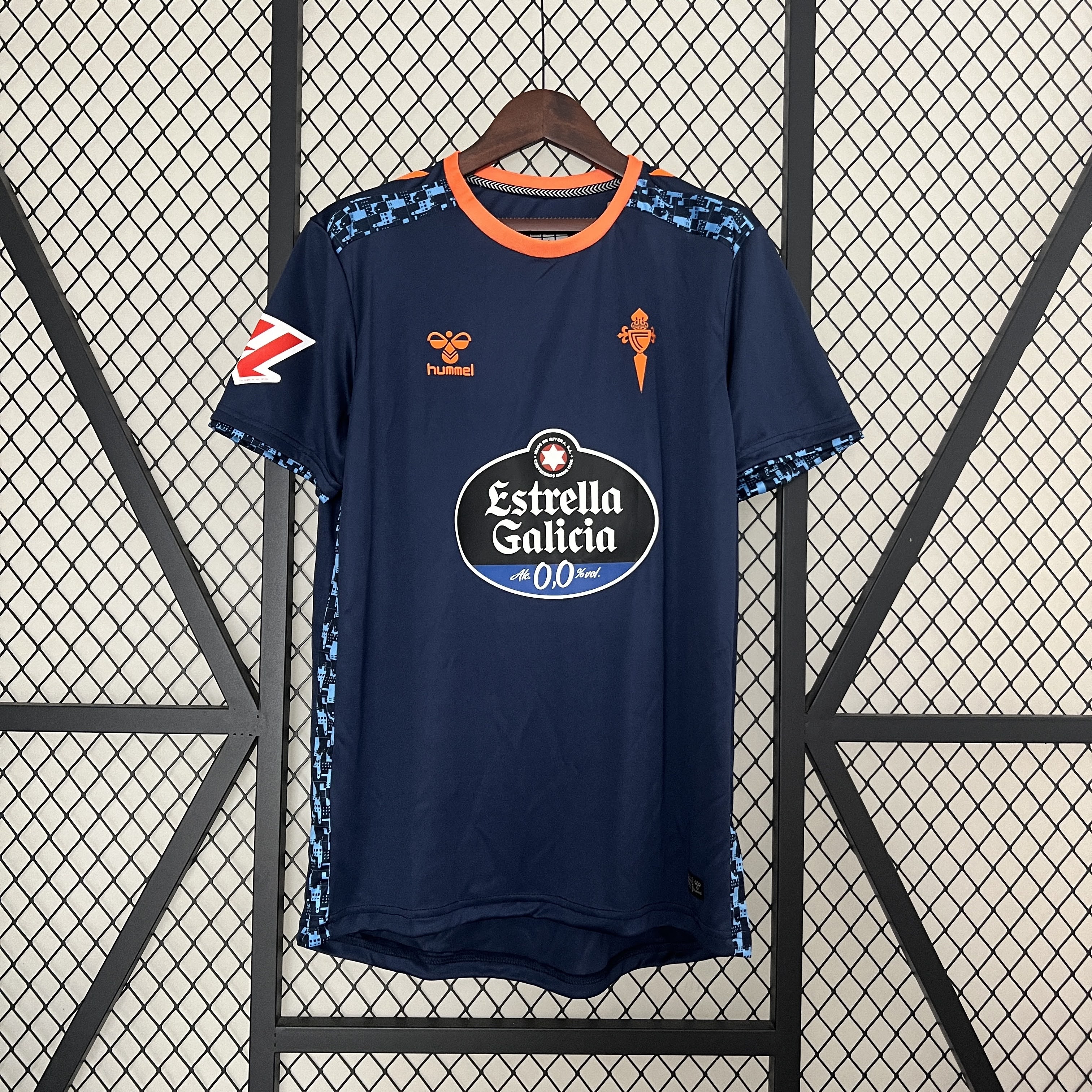 Celta de Vigo 24/25 Away