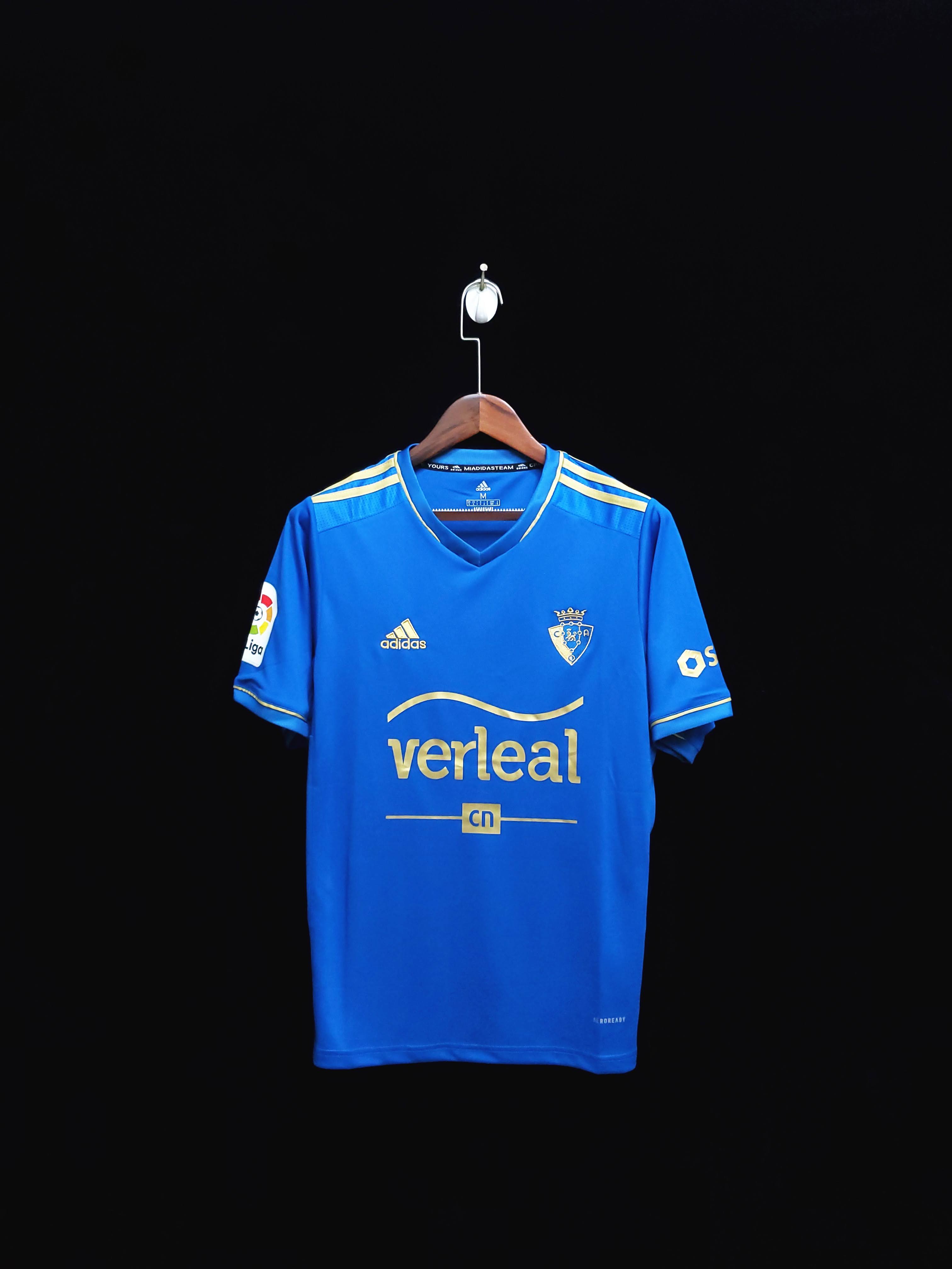 Osasuna 20-21 third away