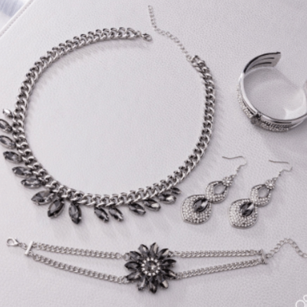 Elegant Silver Jewelry Set