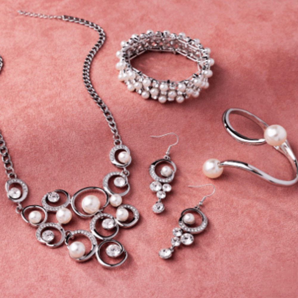 Elegant Pearl Jewelry Set
