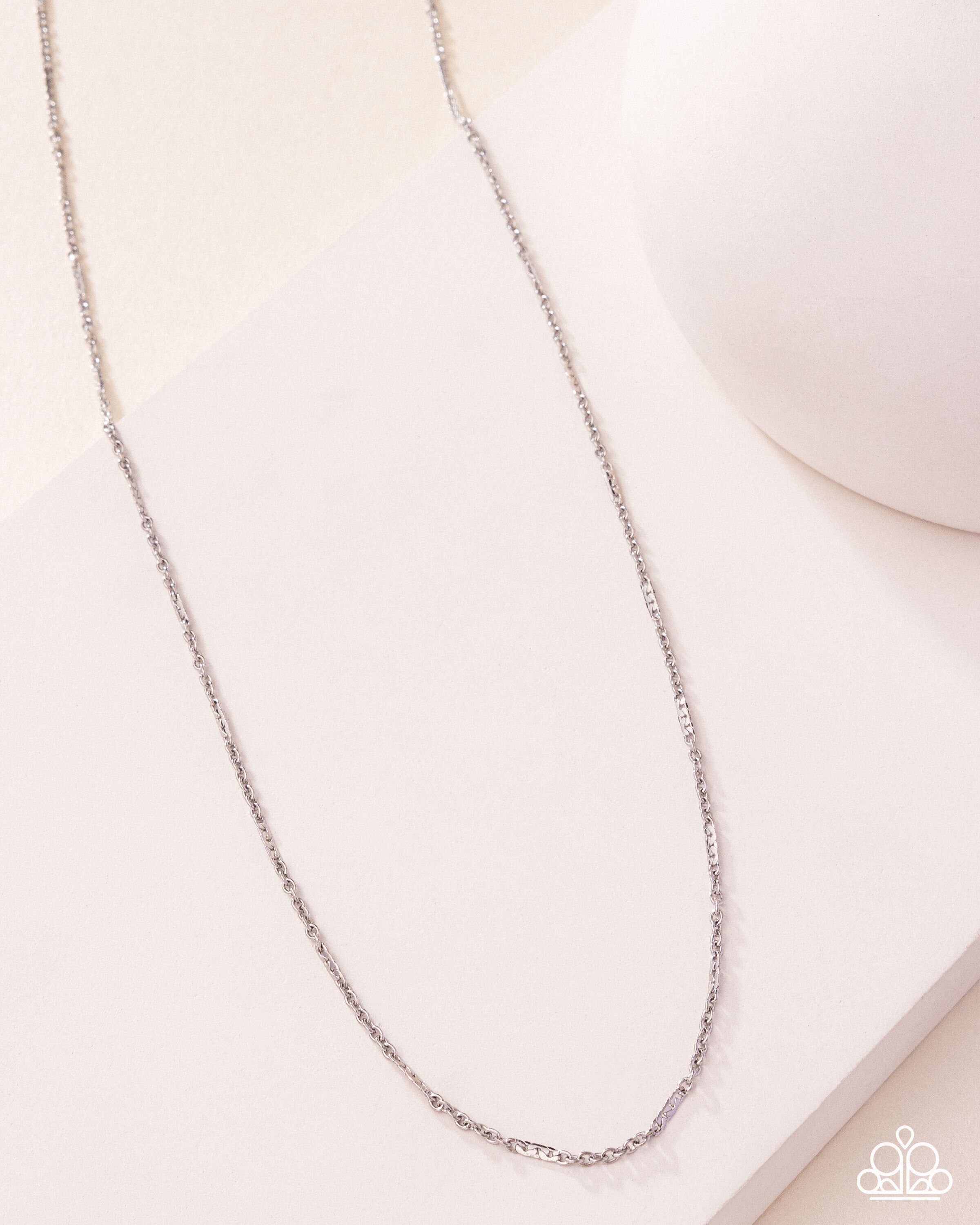Elegant Silver Chain Necklace