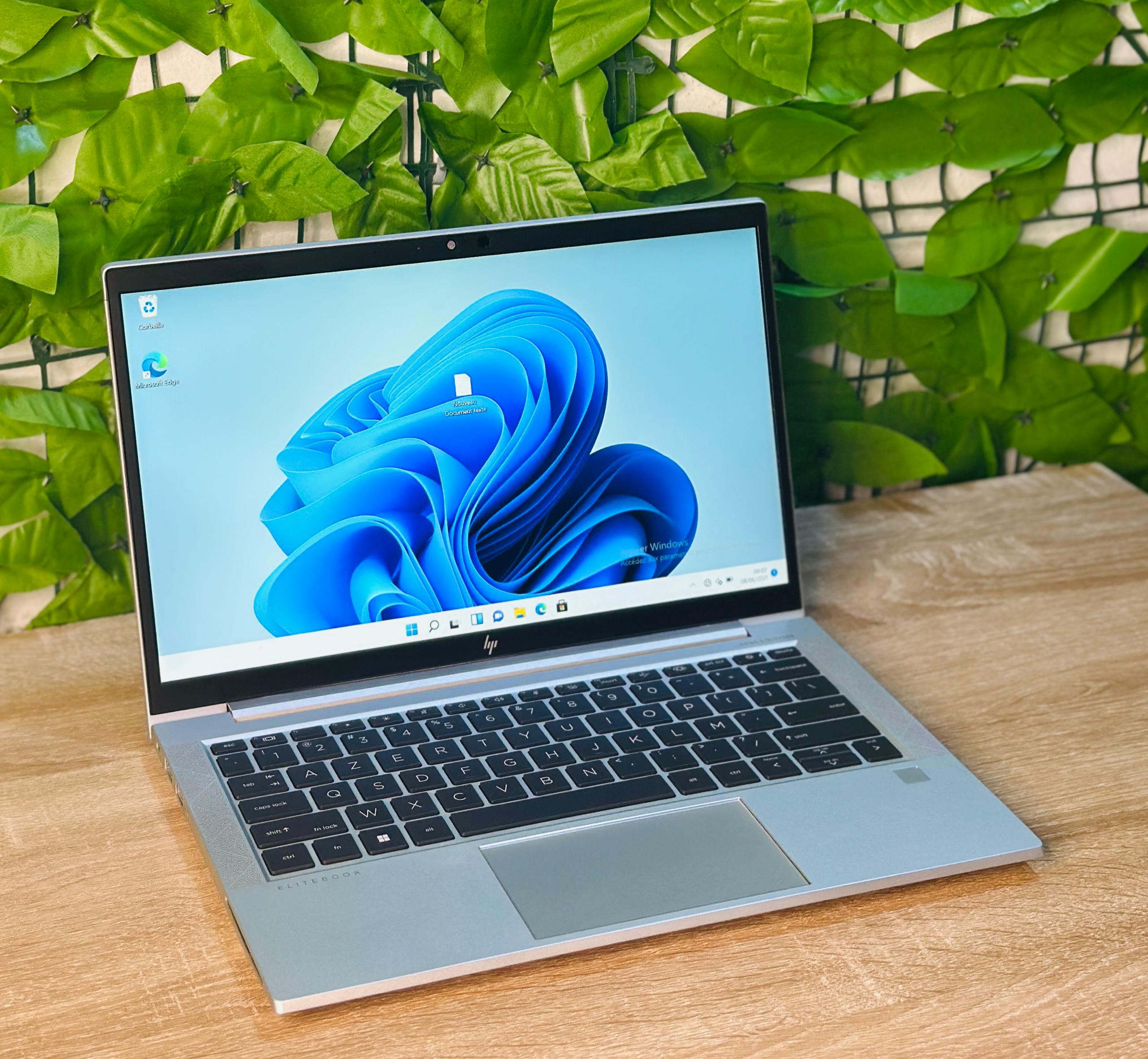 HP EliteBook 830 G7 – Intel Core i7 – 16 Go RAM – SSD 512 Go – Écran 13,3" Tactile Full HD