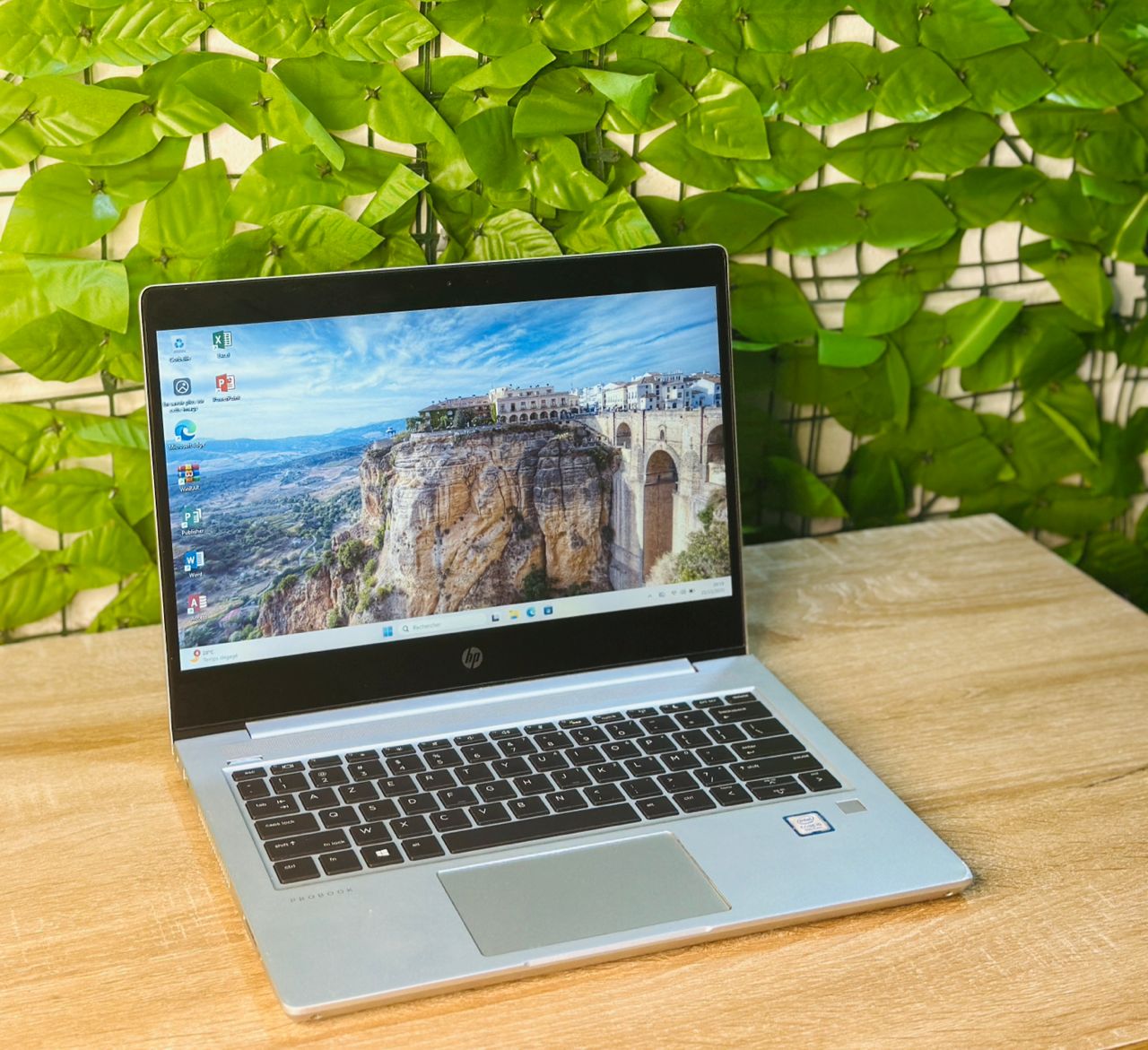 HP ProBook 430 G6 – Intel Core i5 – 8 Go RAM – SSD 256 Go – Écran 13,3" Tactile