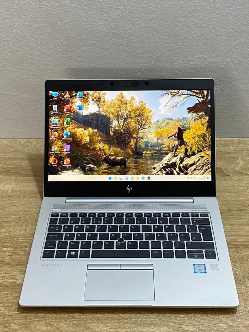 HP EliteBook 840 G6 – Intel Core i7 – RAM 16 Go – SSD 512 Go – Écran 14" Full HD Tactile