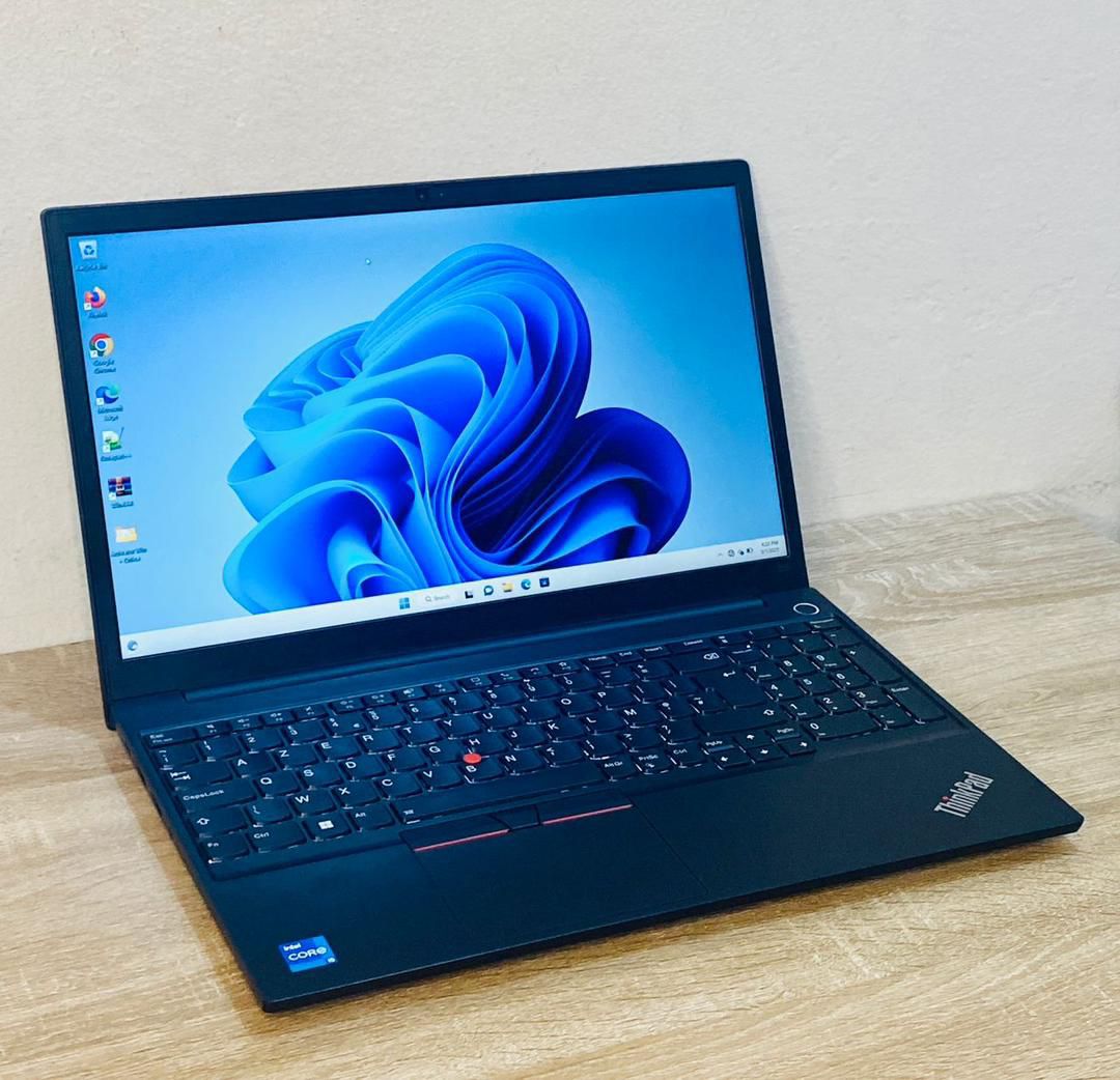 Lenovo ThinkPad E15 Gen 2 – Intel Core i5 11ᵉ Génération – 16 Go RAM – SSD 256 Go