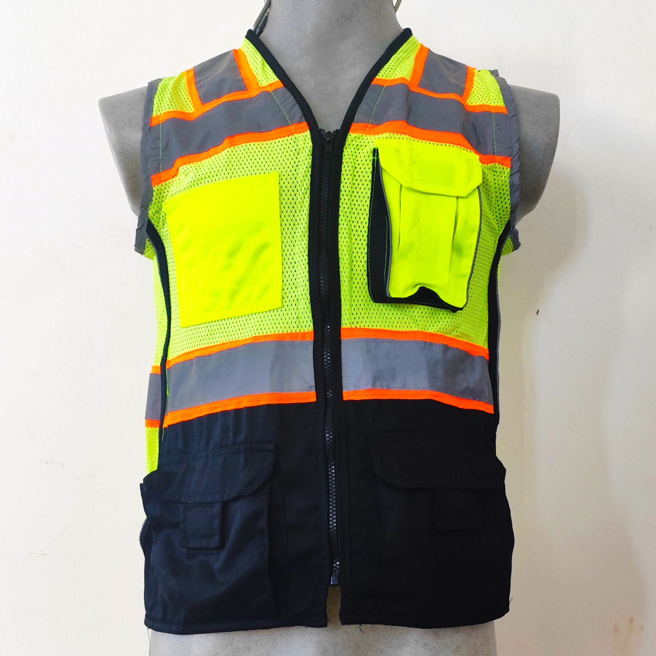 CHALECO MODELO KISHIGO TALLAS CH, M, G Y EG COLOR AMARILLO NEON