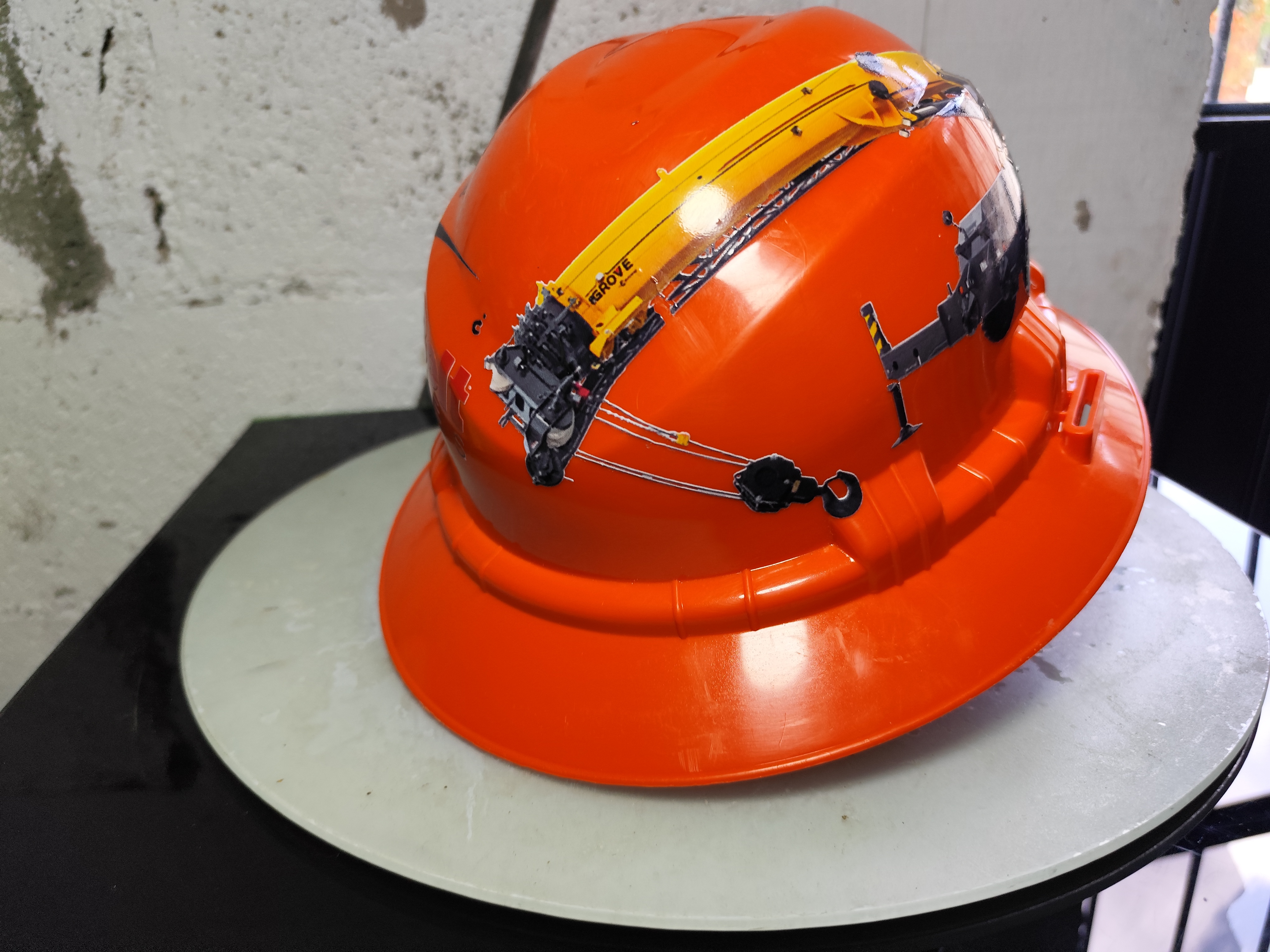 Casco de seguridad naranja