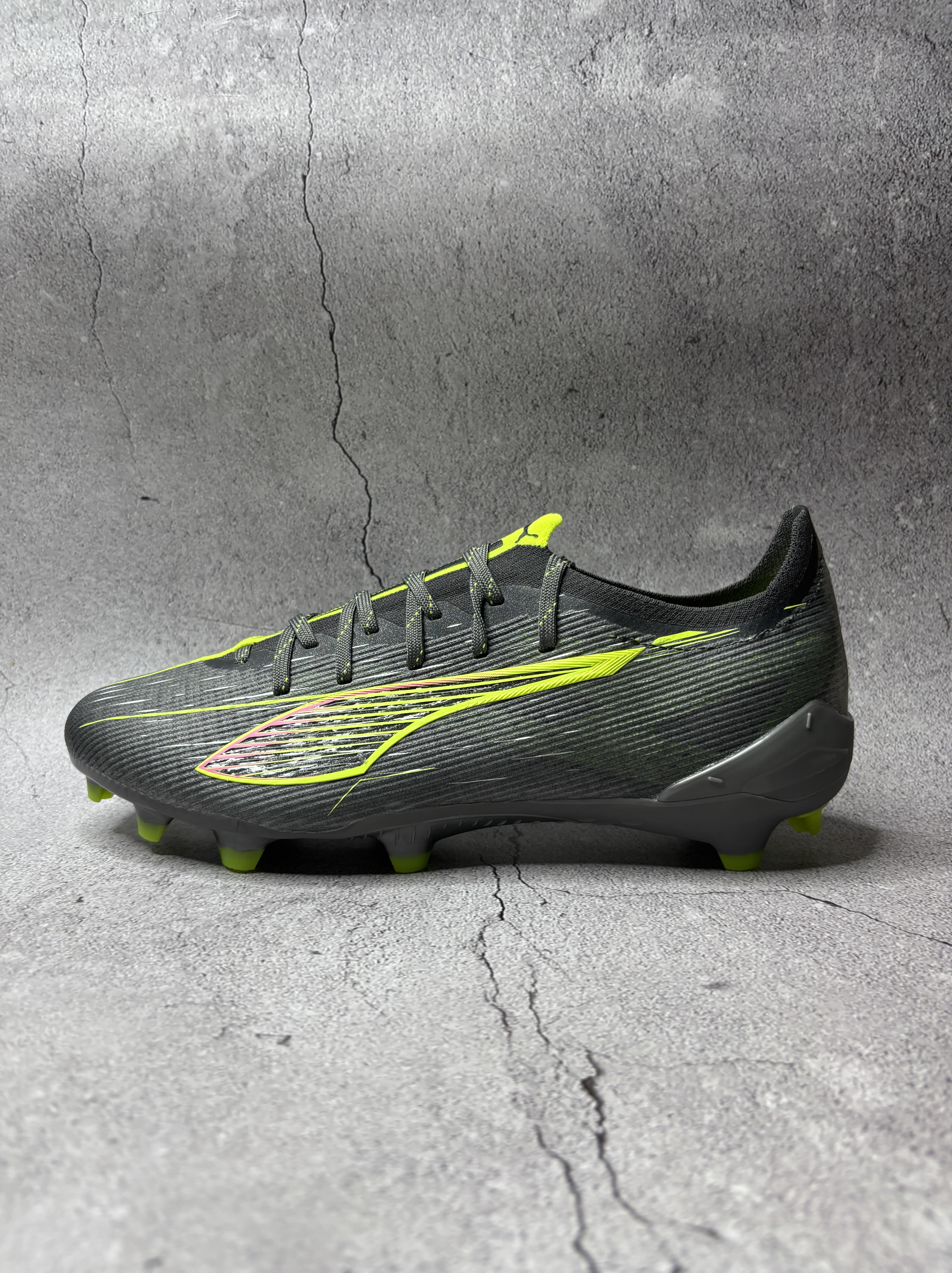 Ultra 5 Ultimate Black