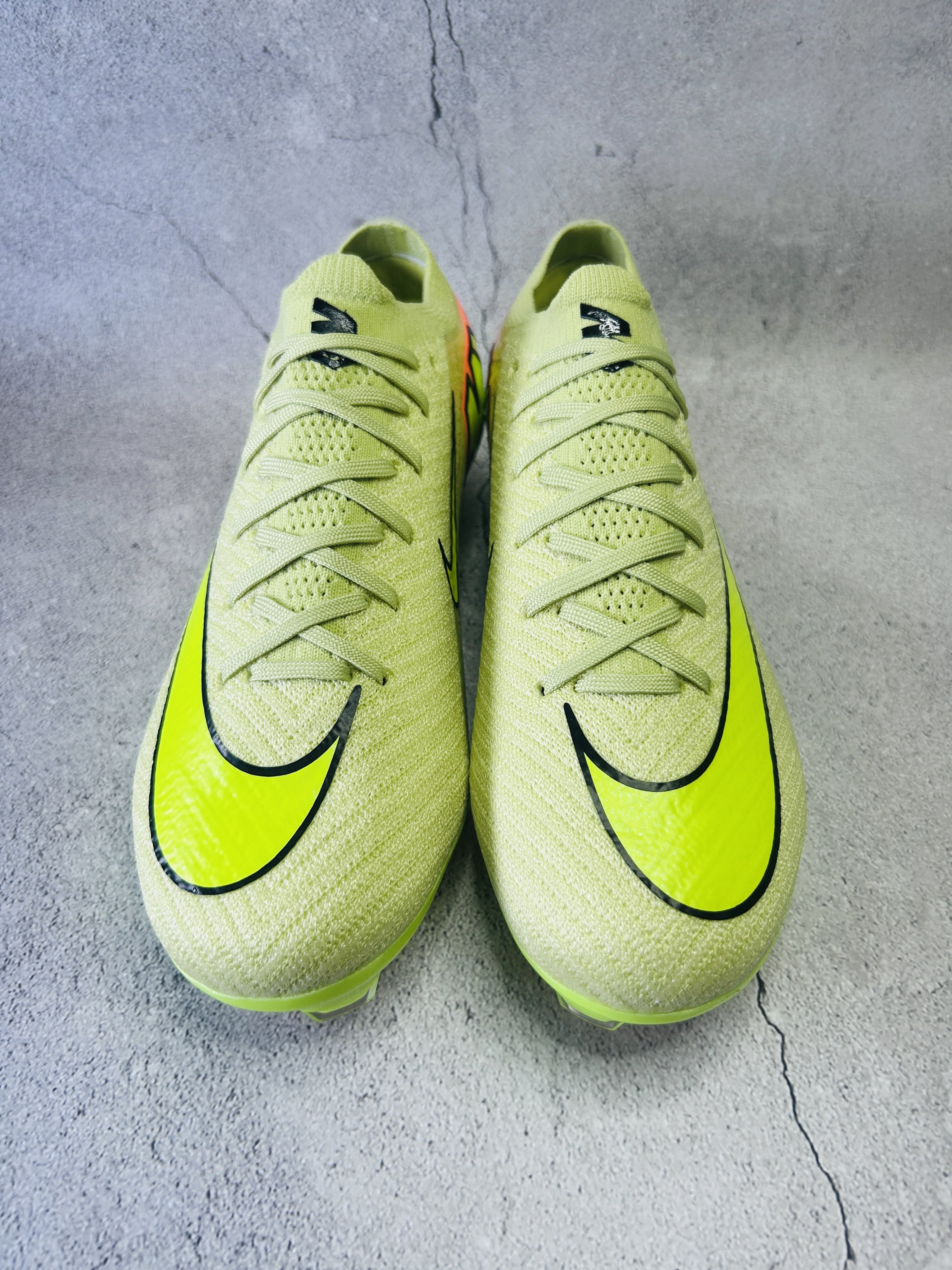 Mercurial Vapor 16 Max Voltage Pack