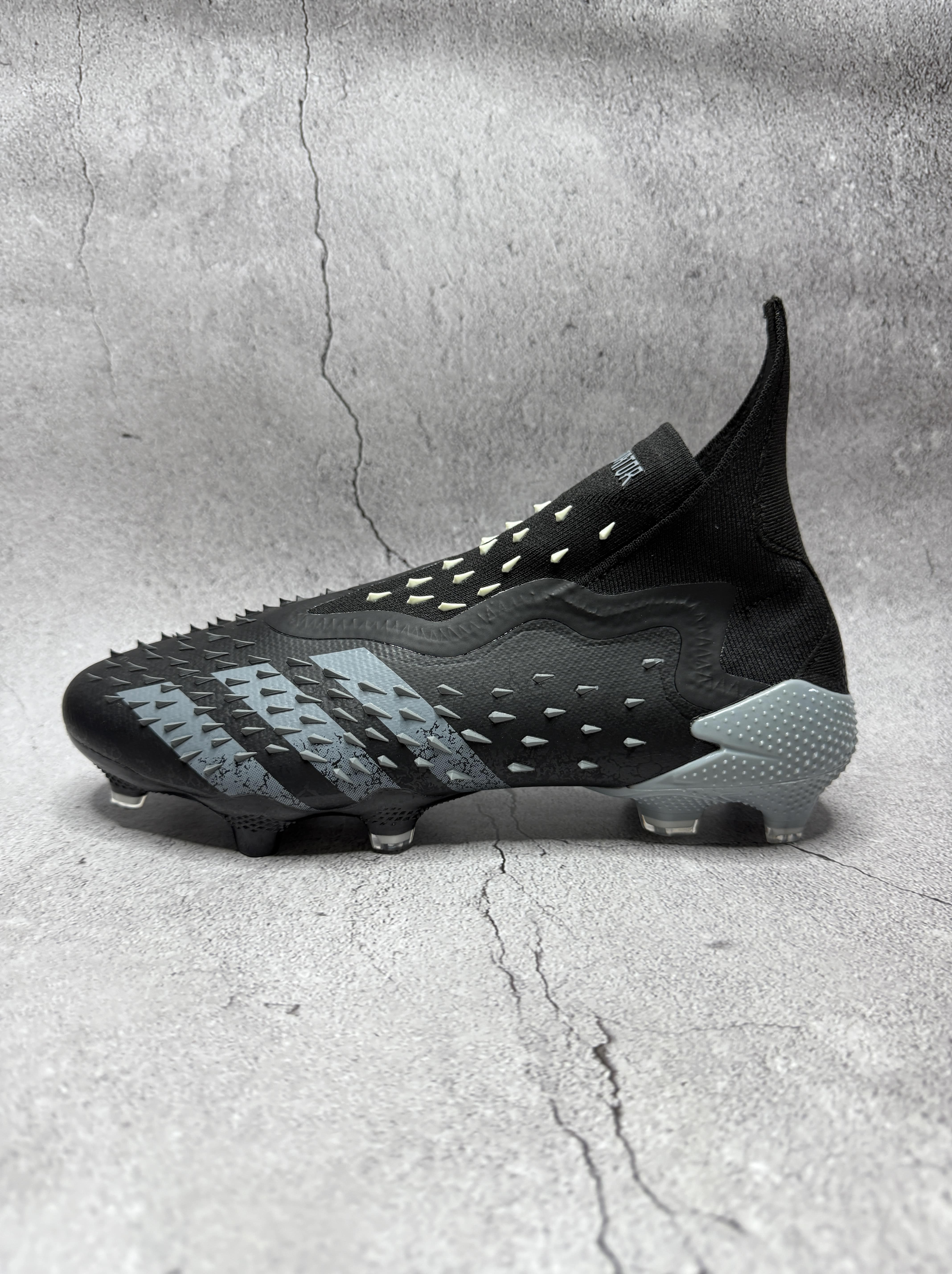 Predator Freak Superstealth Pack