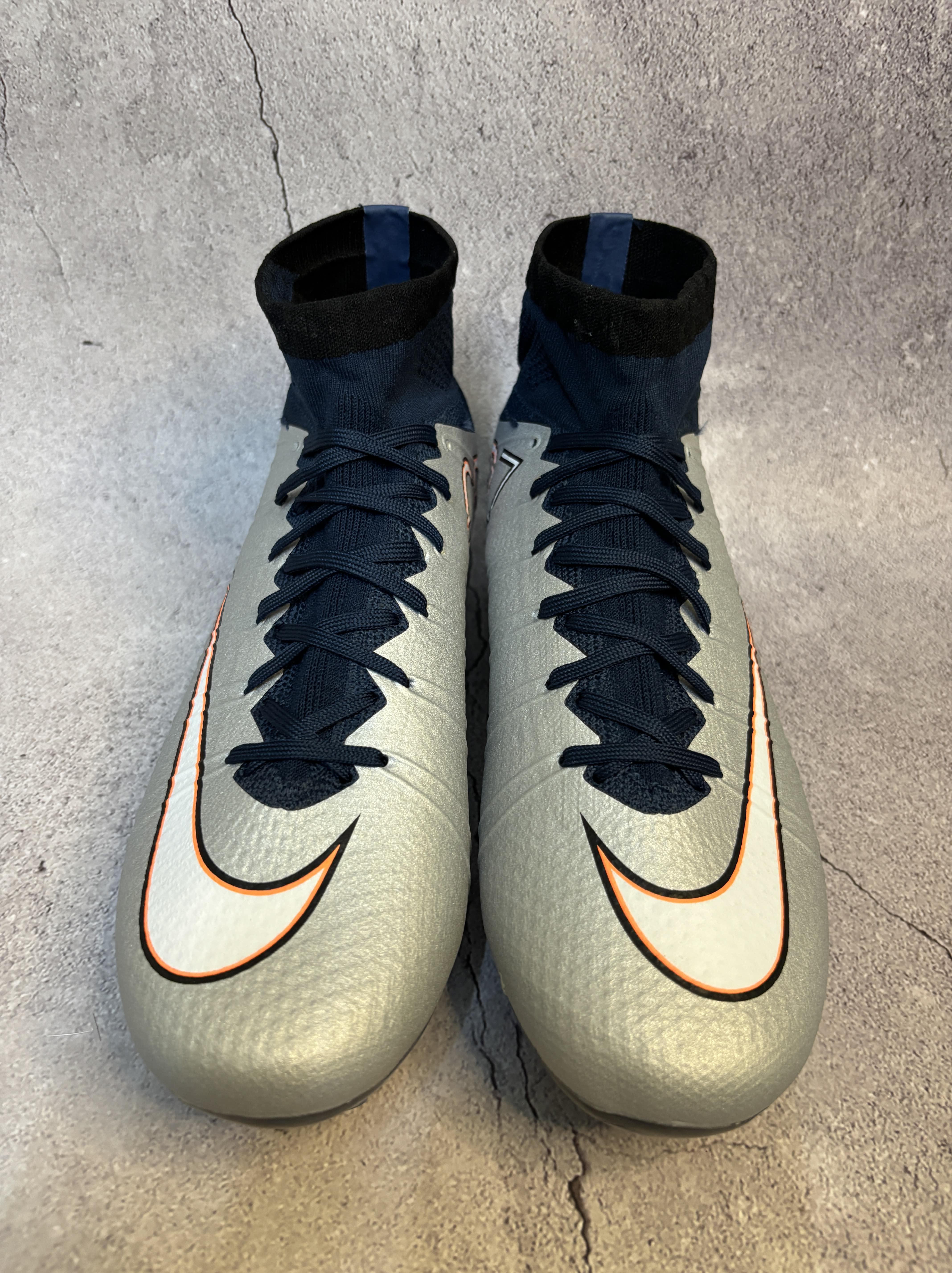 Mercurial Superfly 4 CR7 Pack