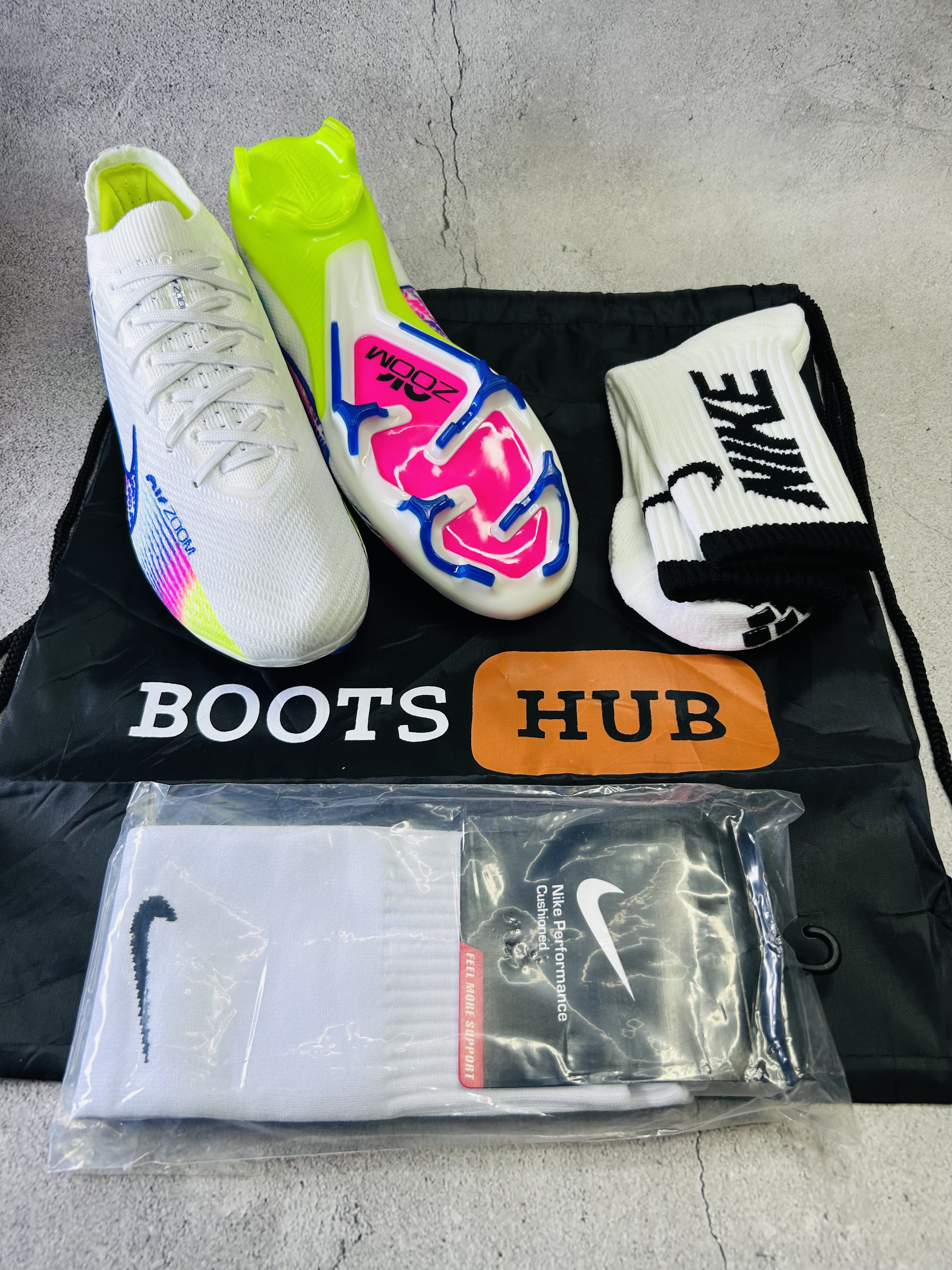 Mercurial vapor 15 Custom colourway x Socks & Sleeves Combo