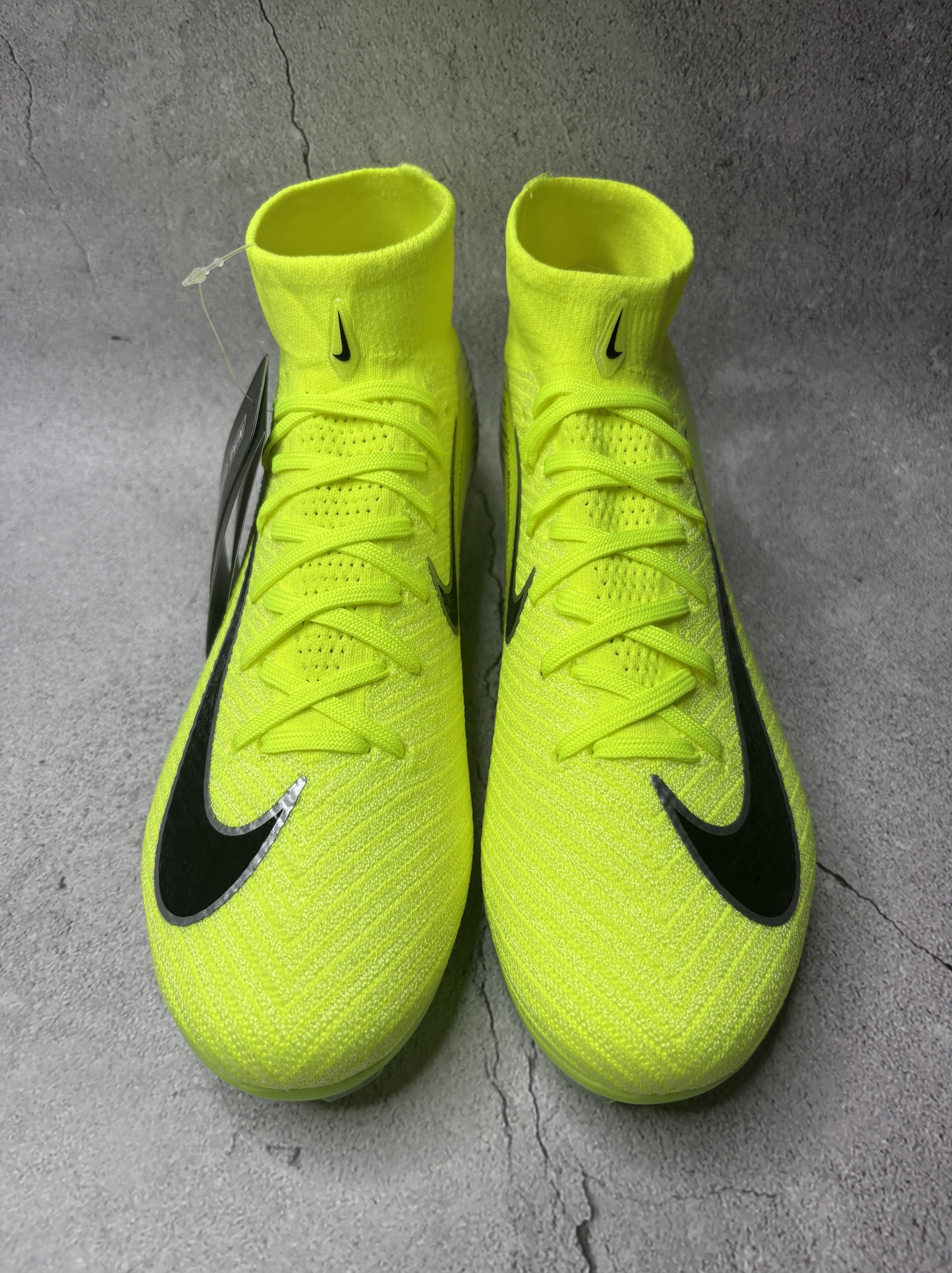 Mercurial Superfly 10 Mad Voltage Pack