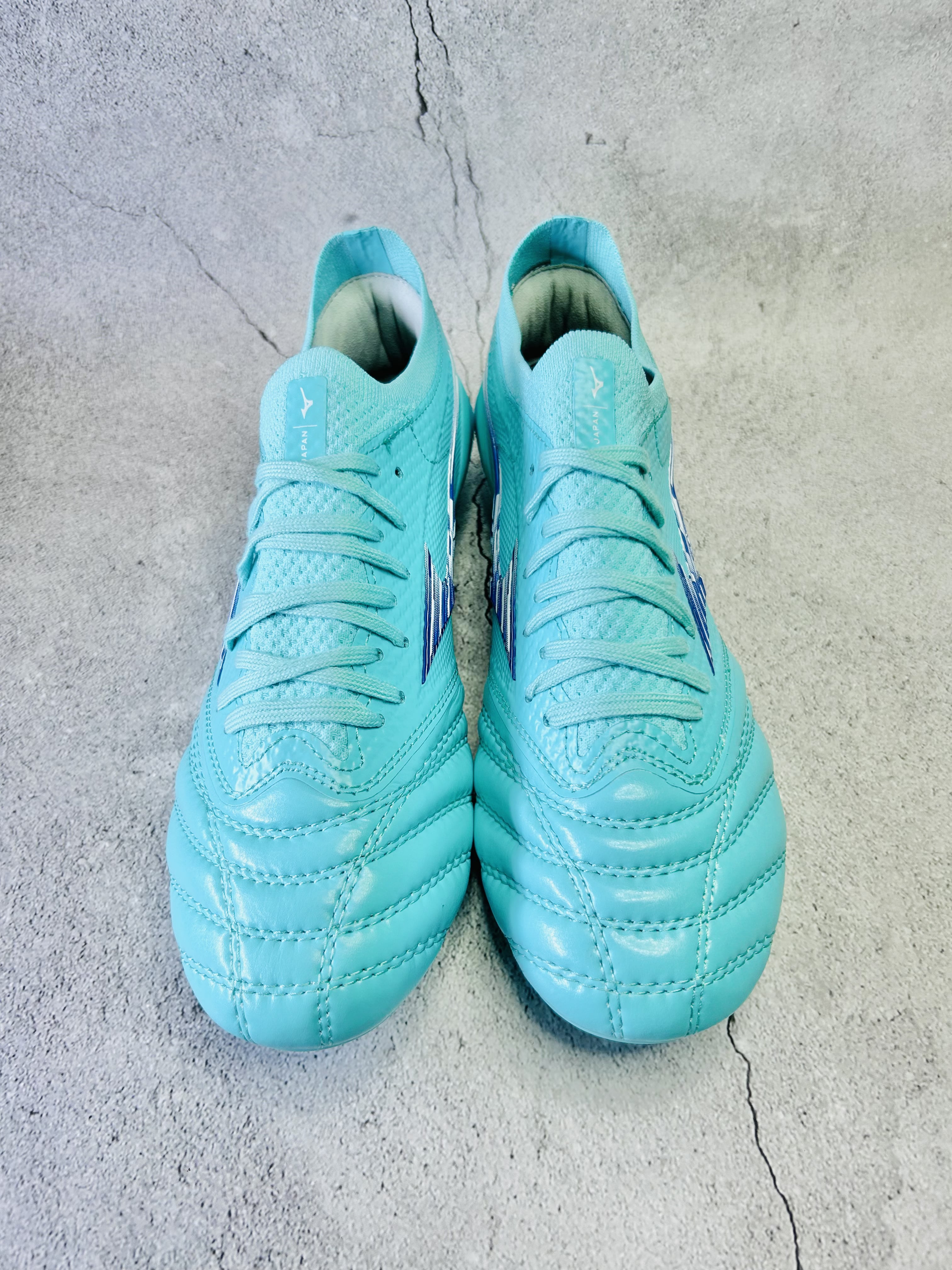 Mizuno Sky Blue colourway