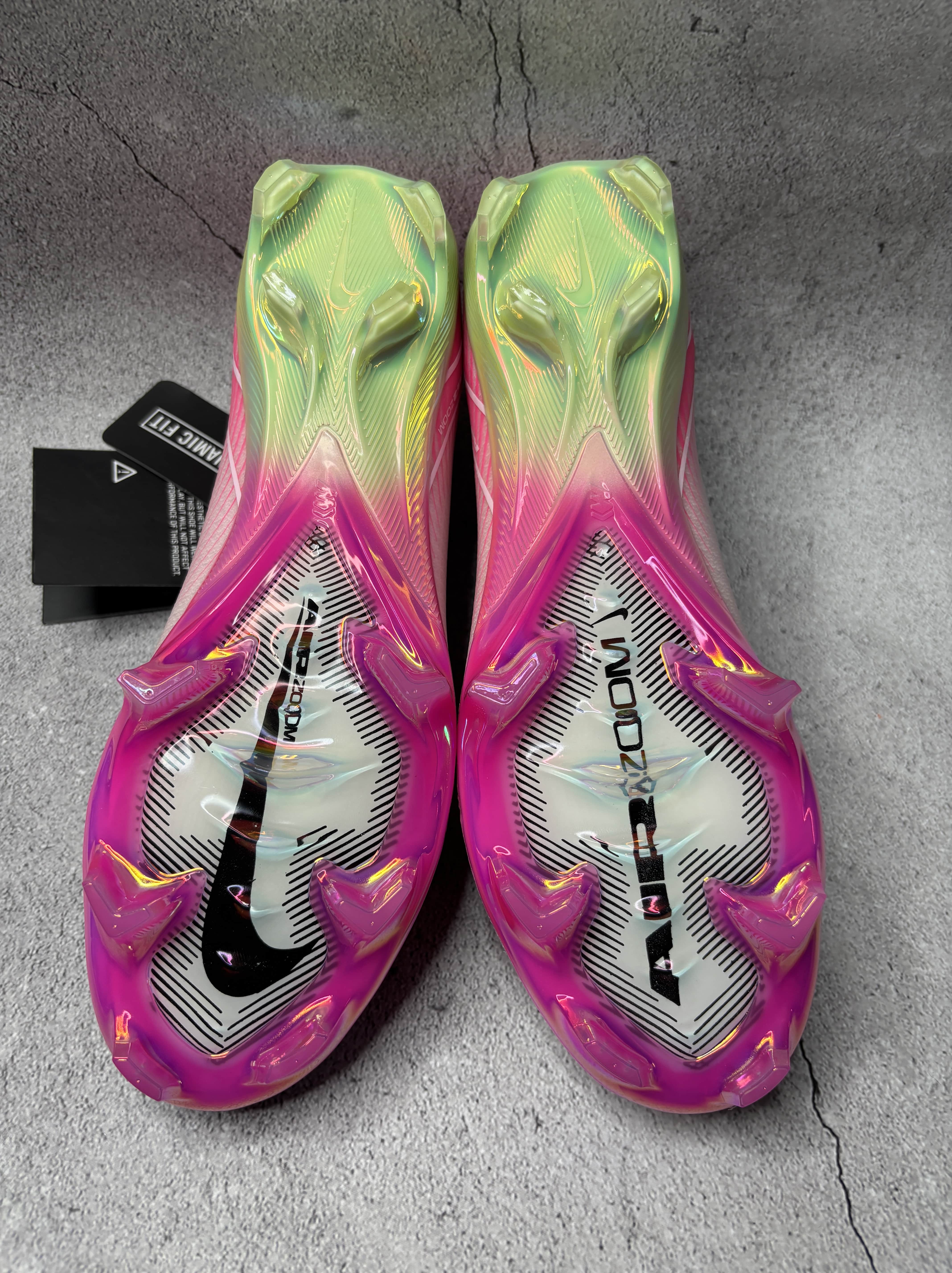 Mercurial Vapor 16 Hyper Pink Custom Colourway