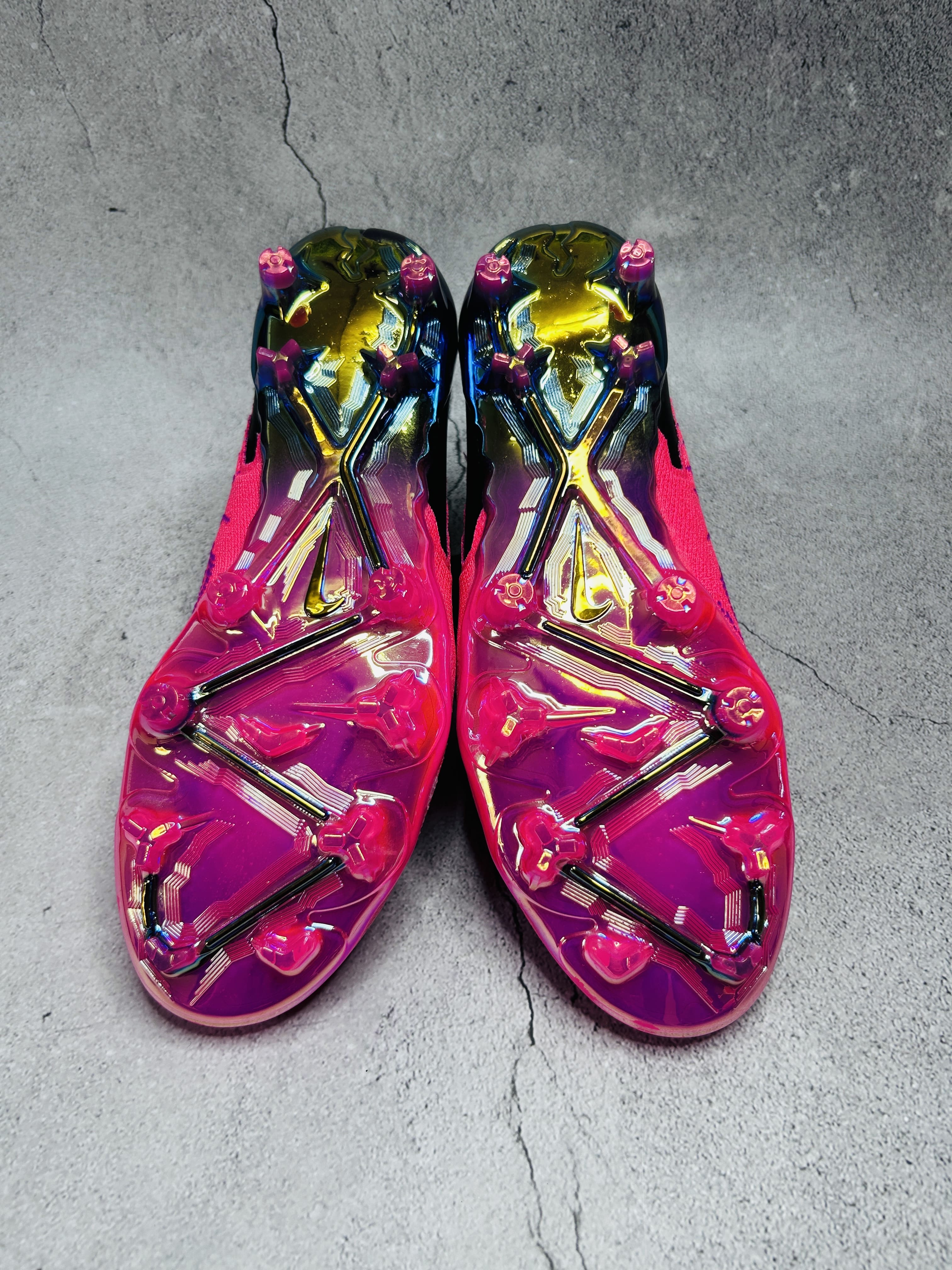 Phantom GX Pink Colourway