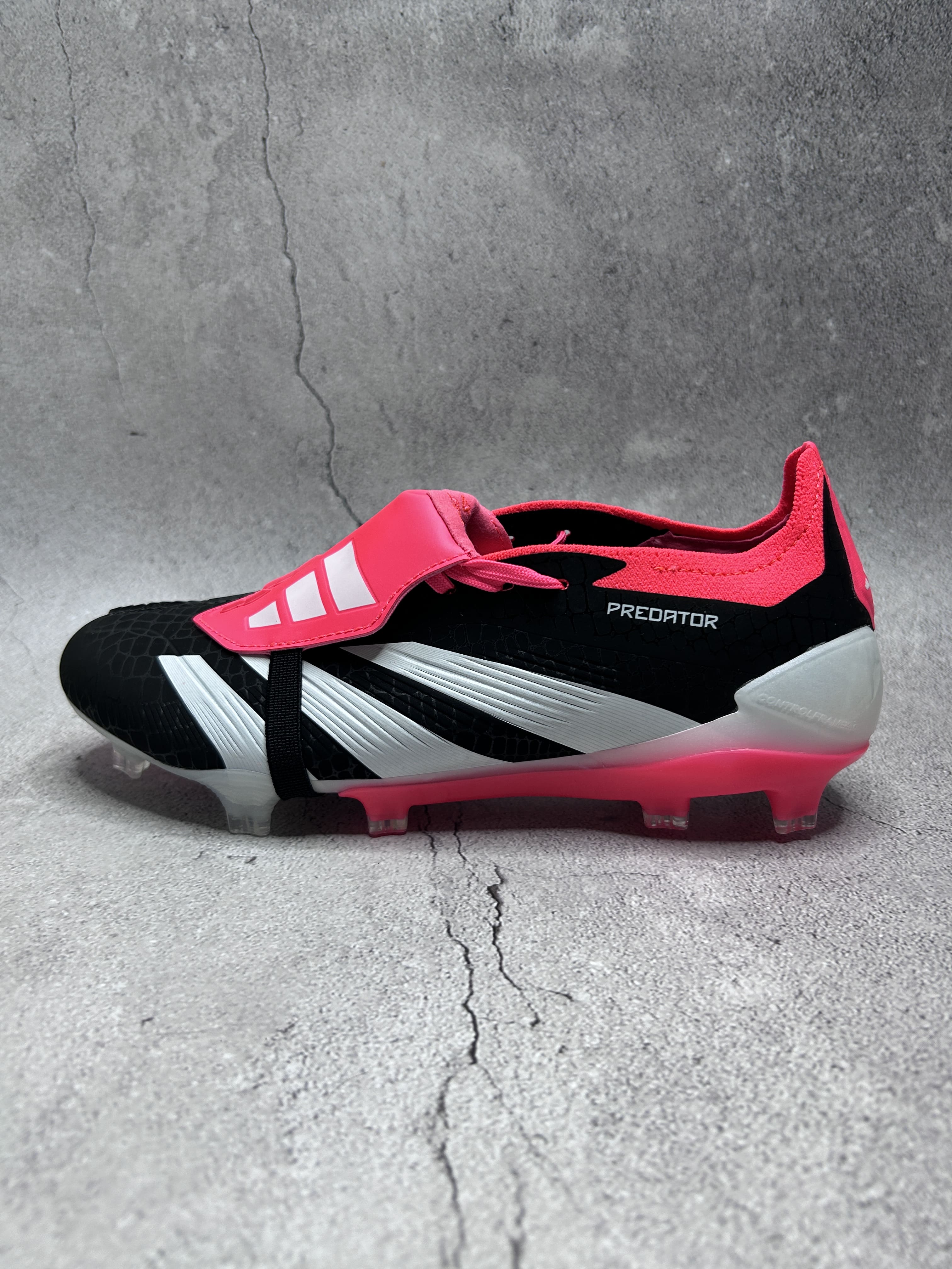 Predator 30 Blackpink Colourway