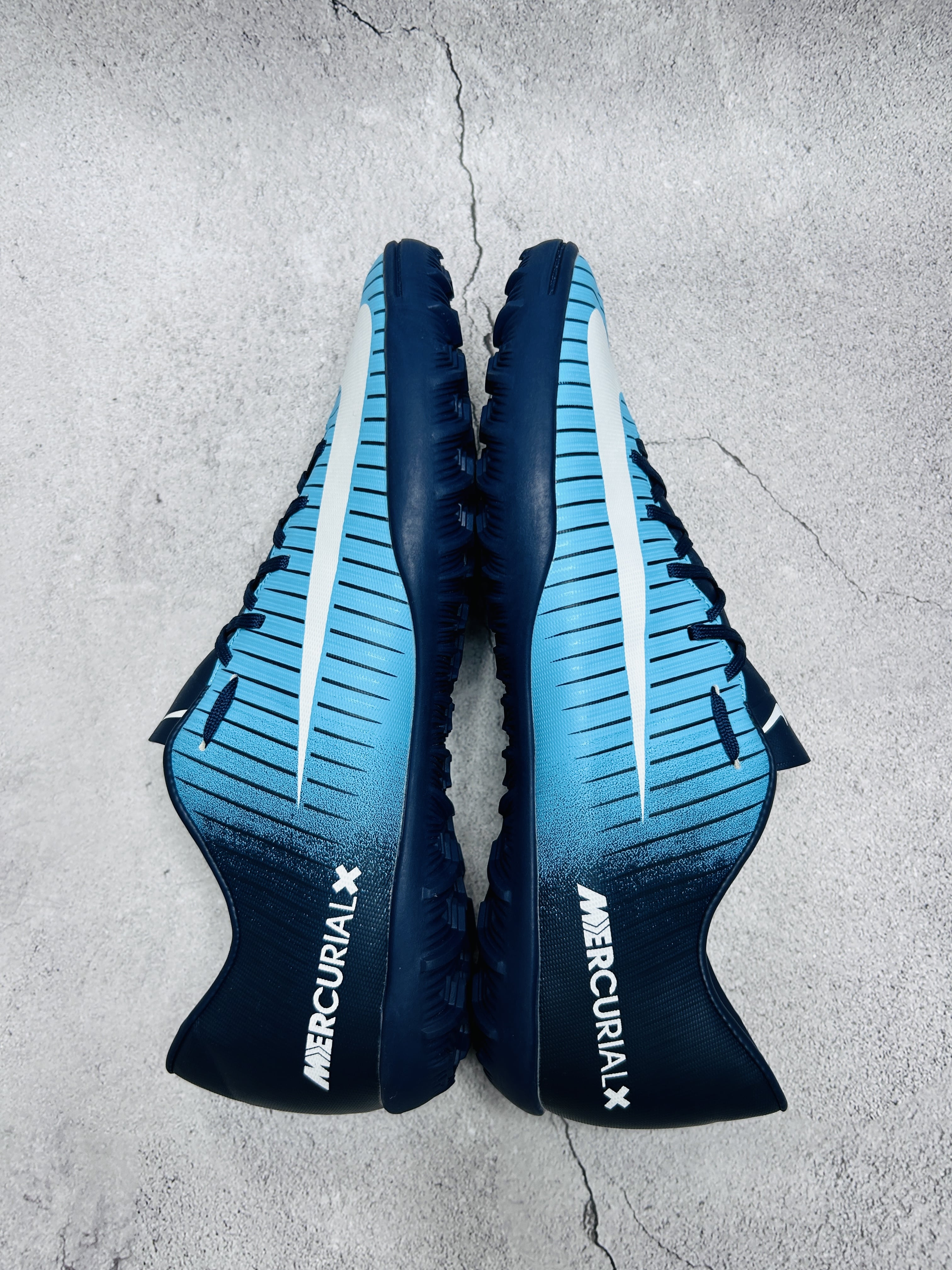 Mercurial vapor 11 Ice cold TF