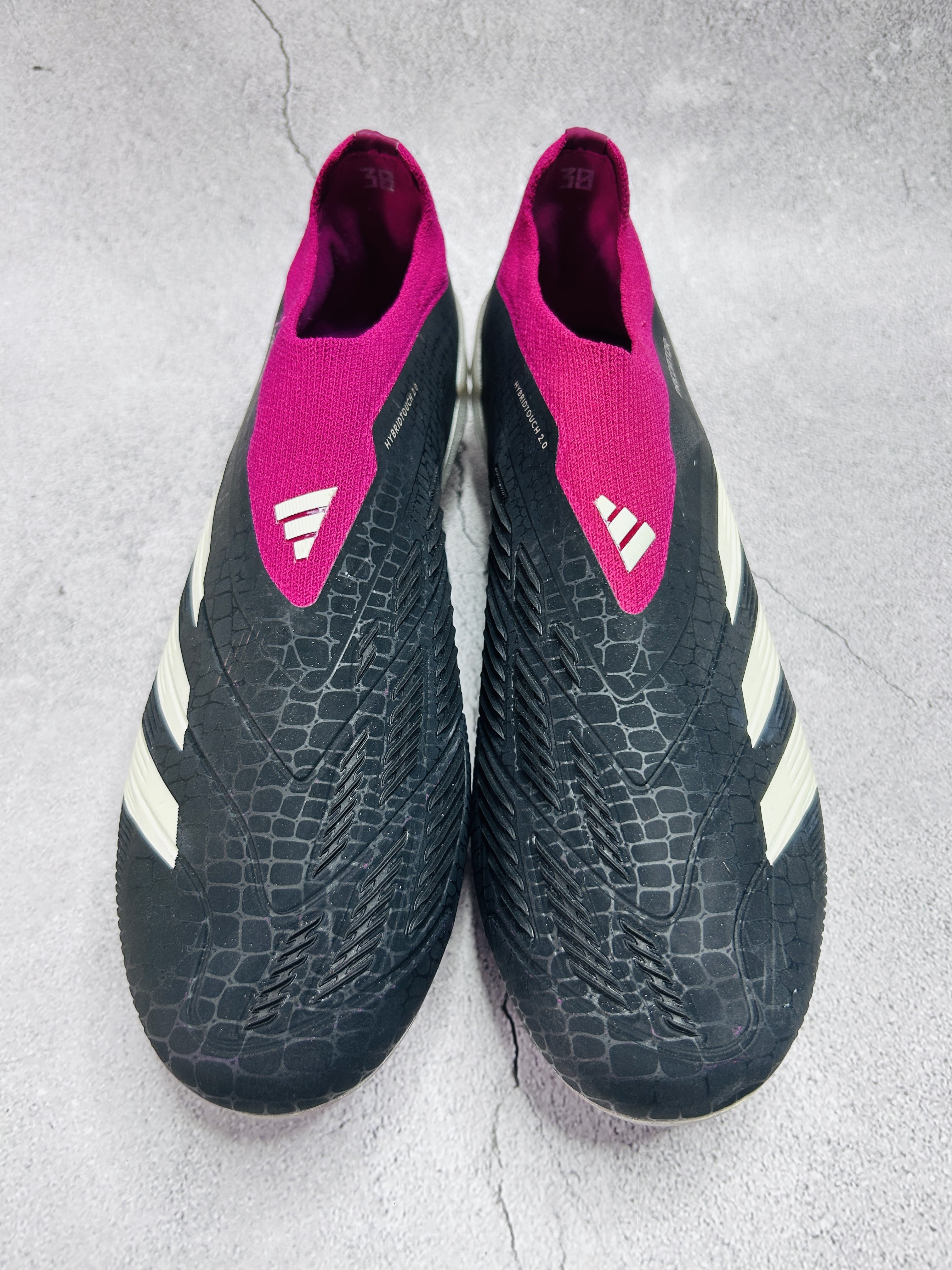 Predator 30 Purple Colourway Laceless