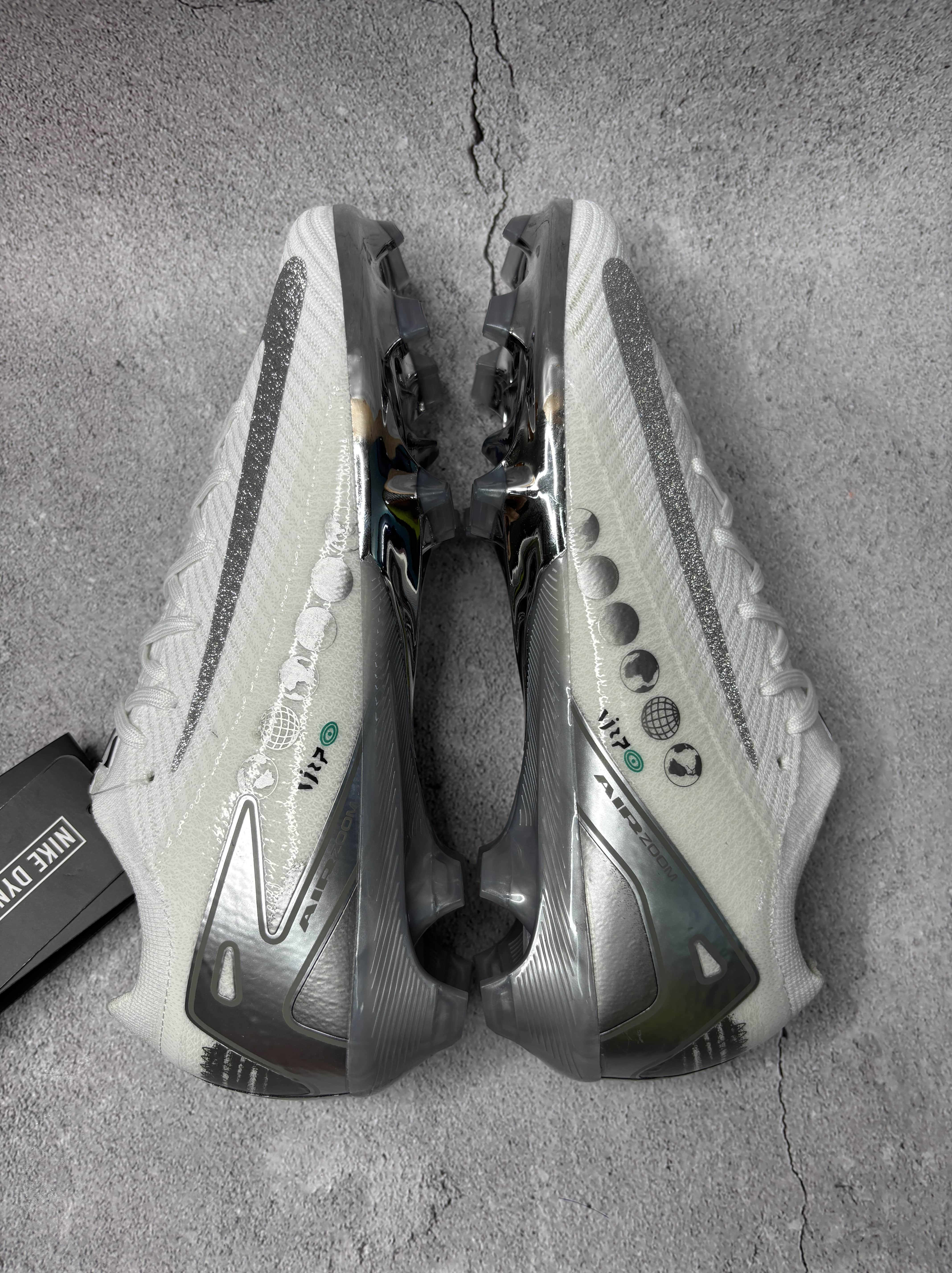 Mercurial Vapor 16 Vini Balon dor Edition