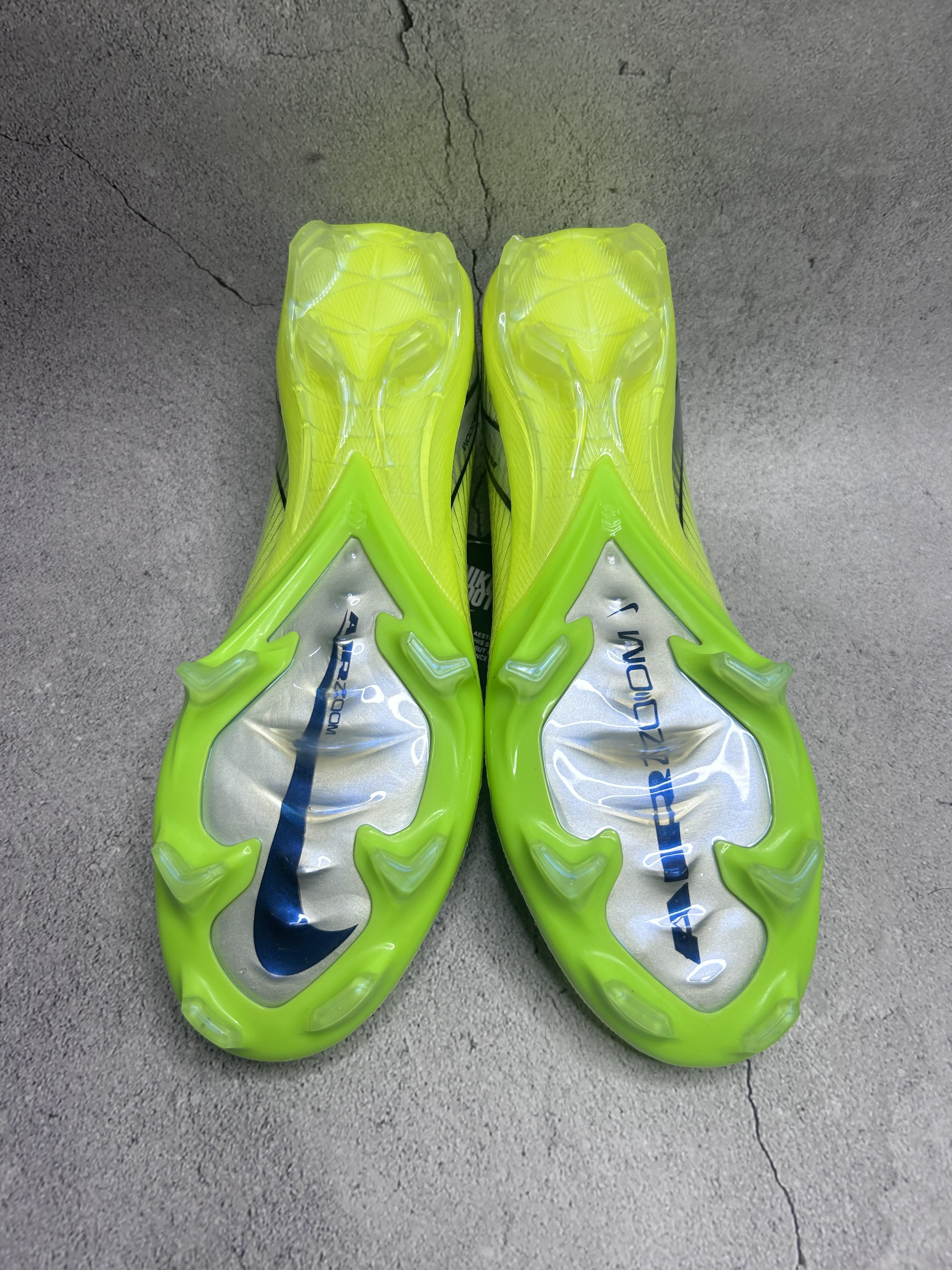 Mercurial vapor 16 Mad Voltage