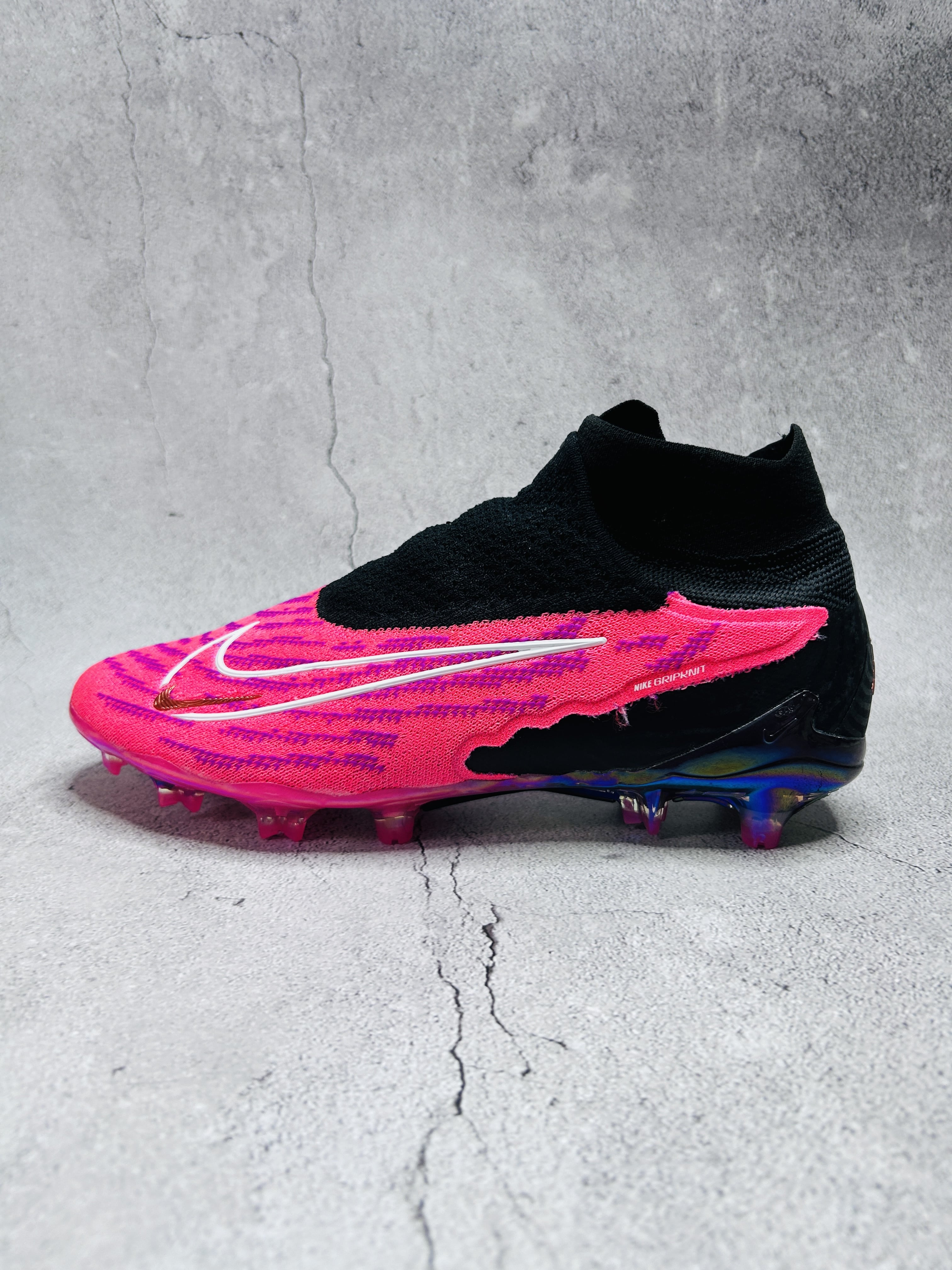 Phantom GX Pink Colourway