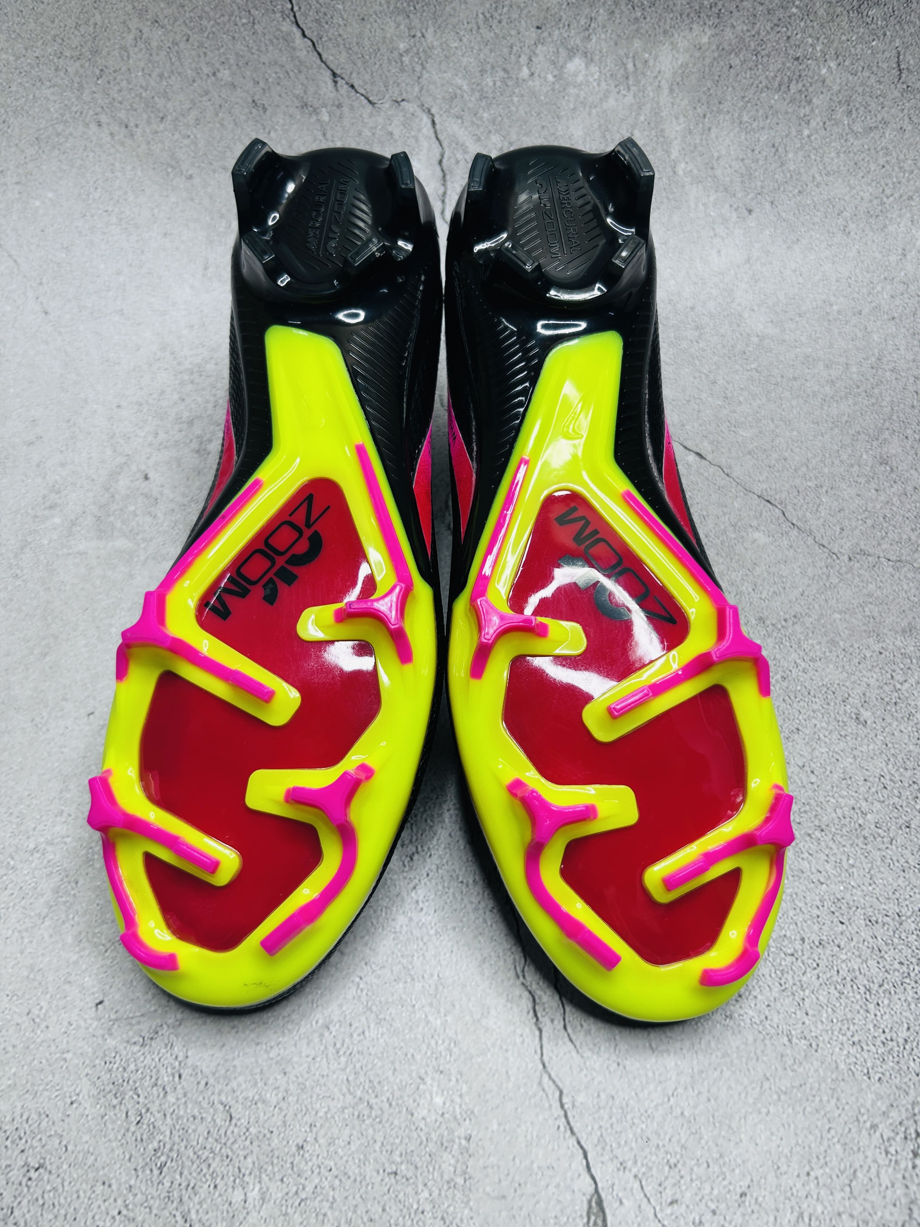 Mercurial vapor 15 Rashford black colourway