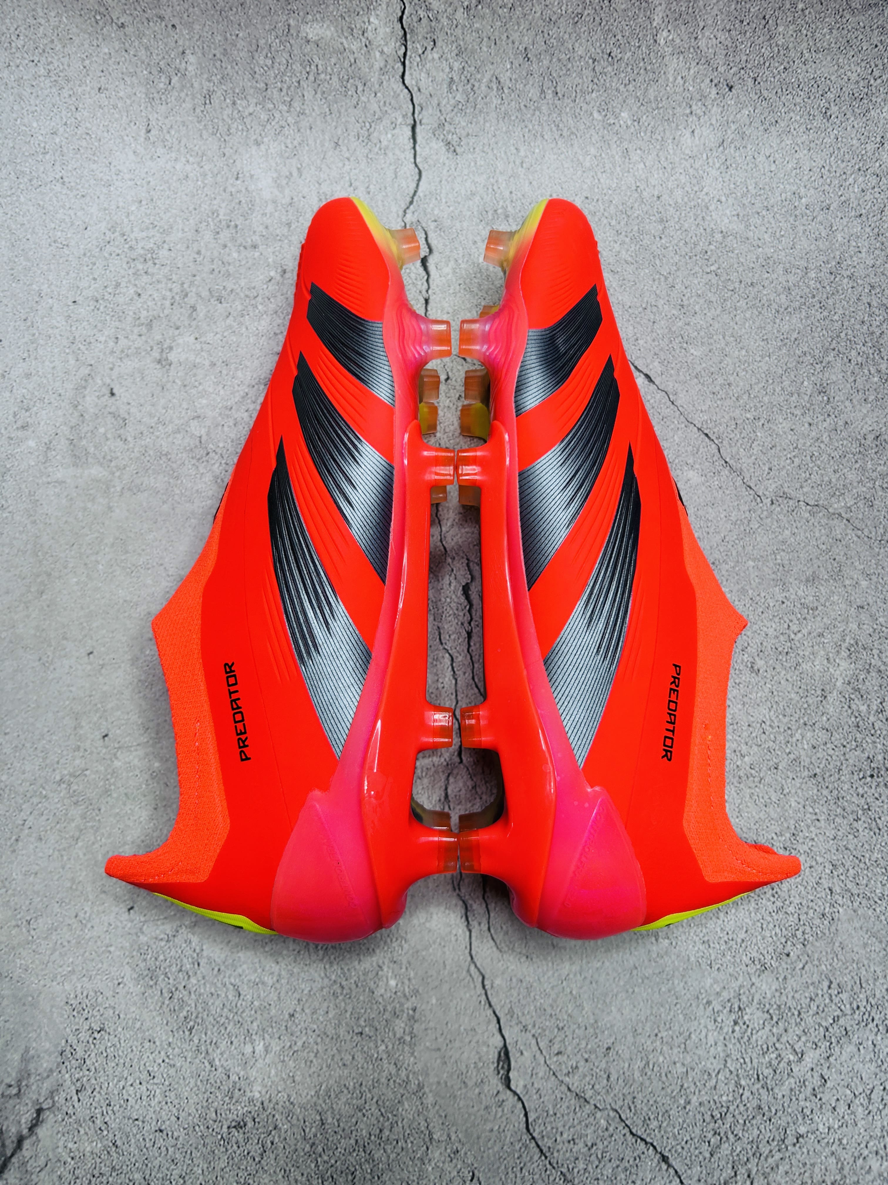 Predator 30 Solar Laceless