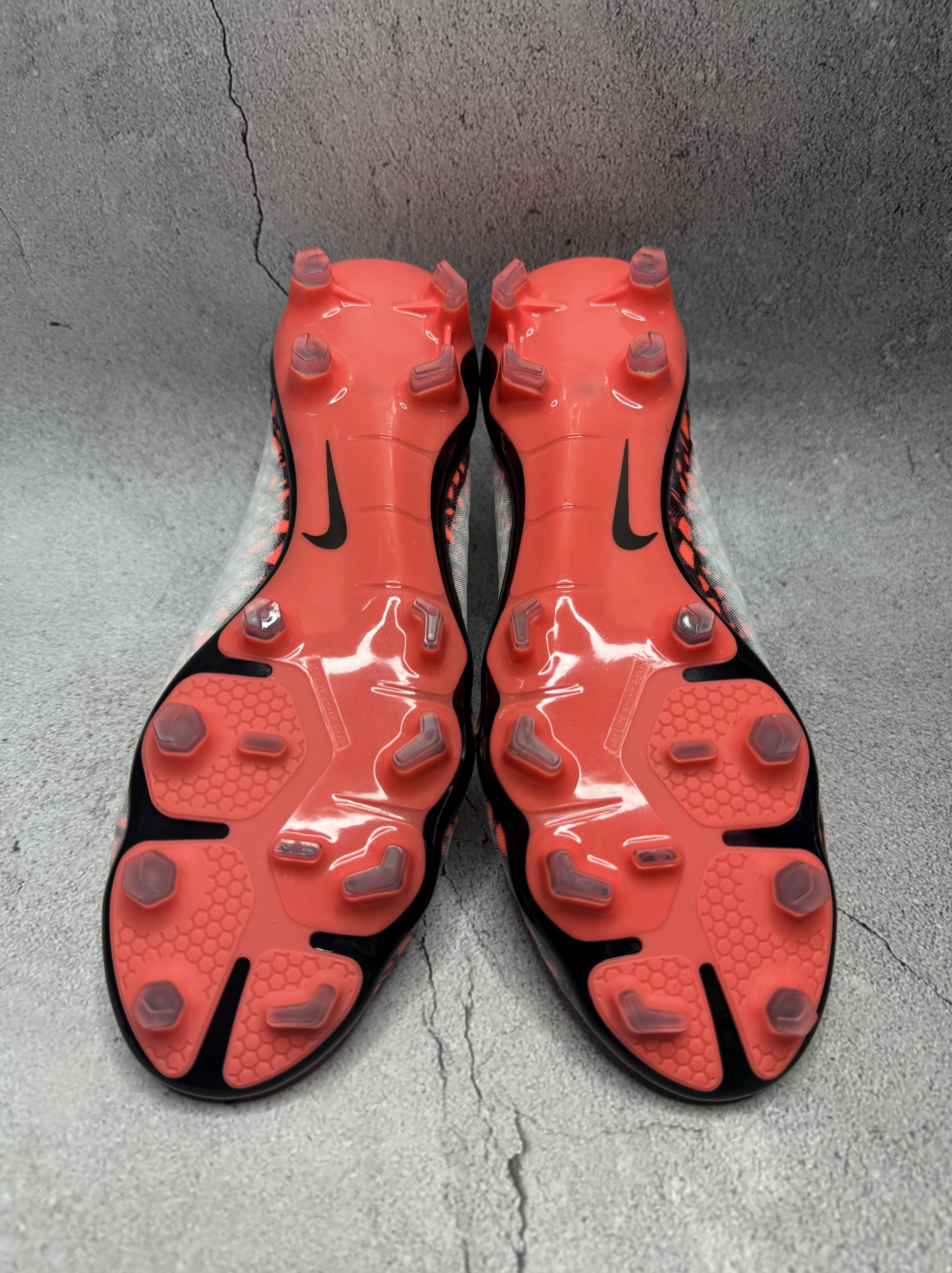 Hypervenom Hydra Transform Custom Colourway