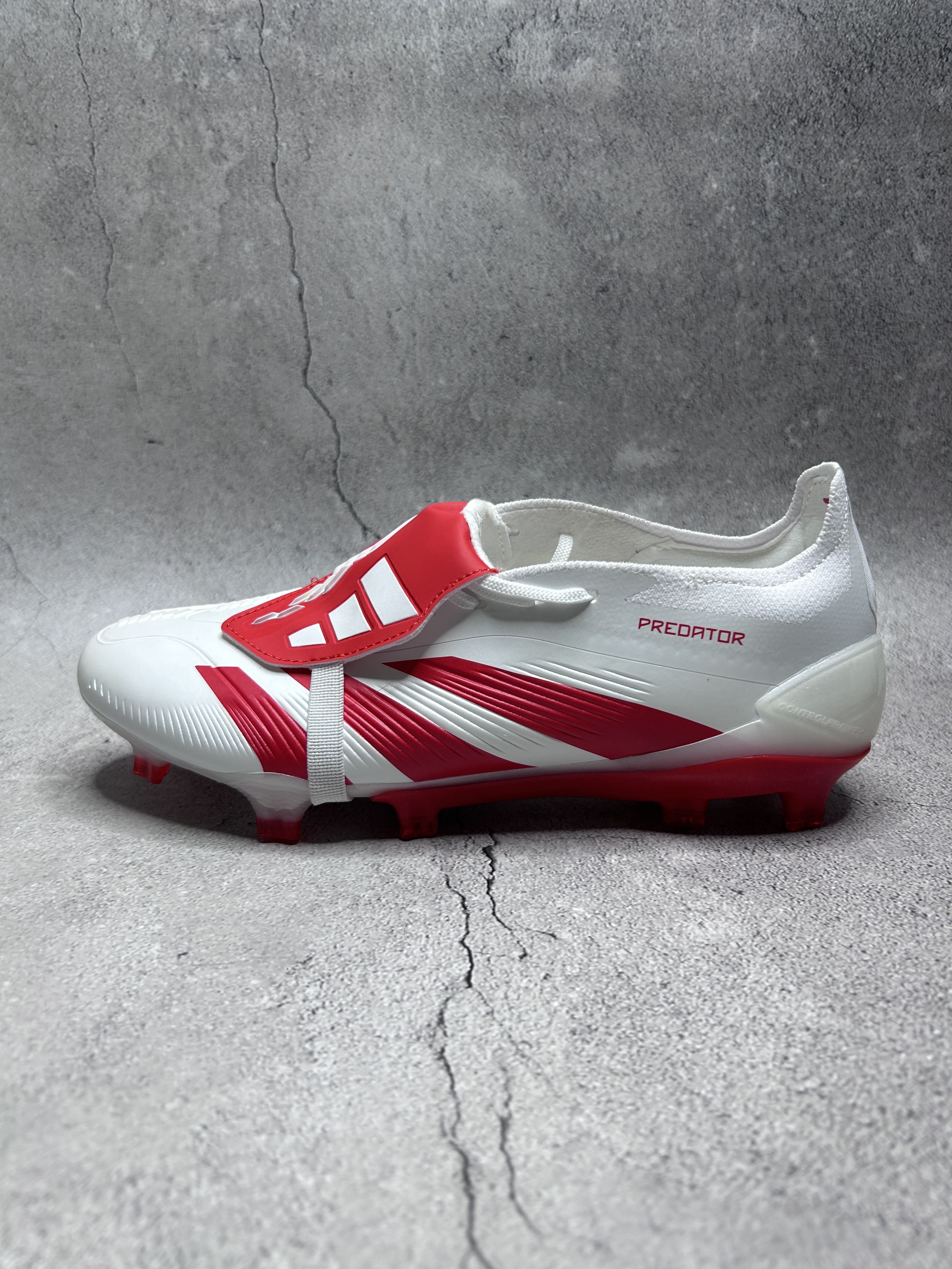 Predator 24 Purestrike