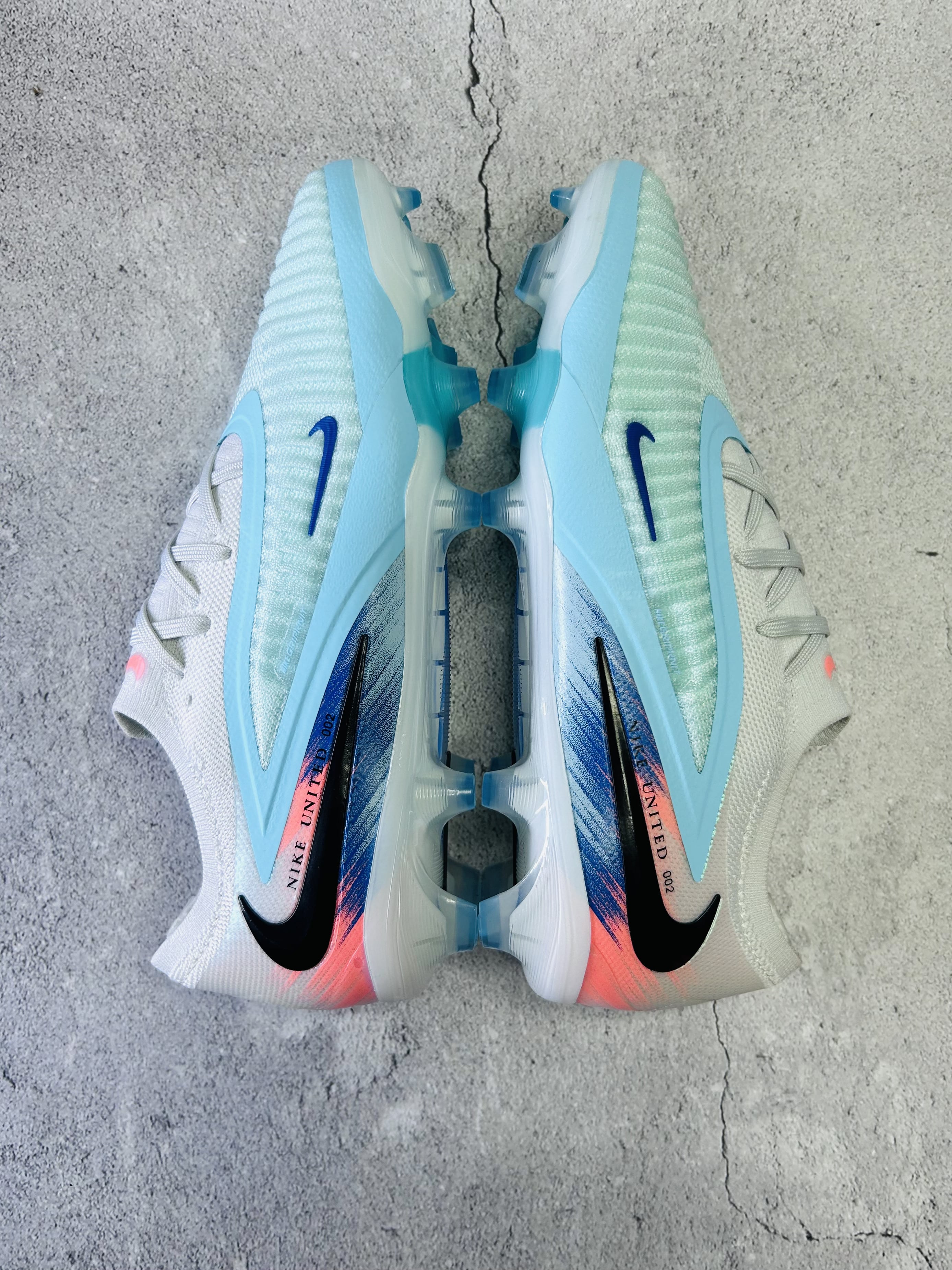 Phantom 6 United 002 Pack