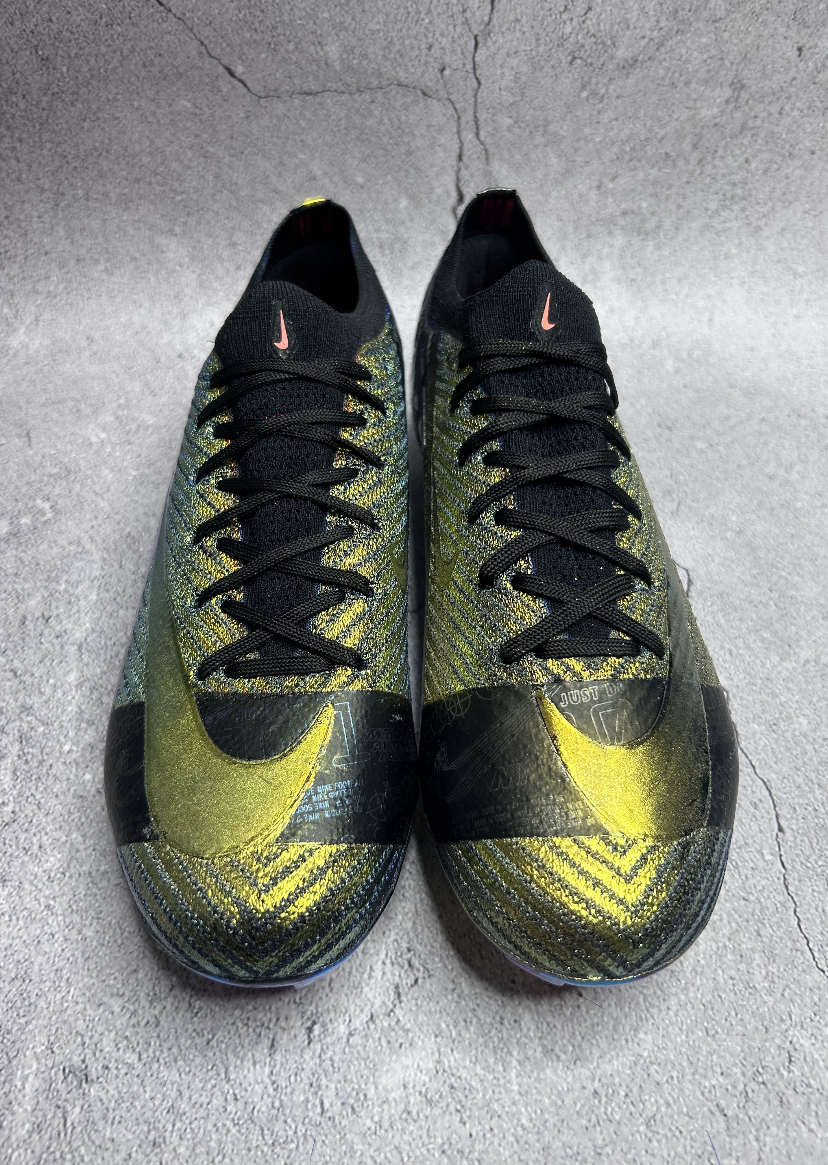Mercurial Vapor 16 Cosmic Speed
