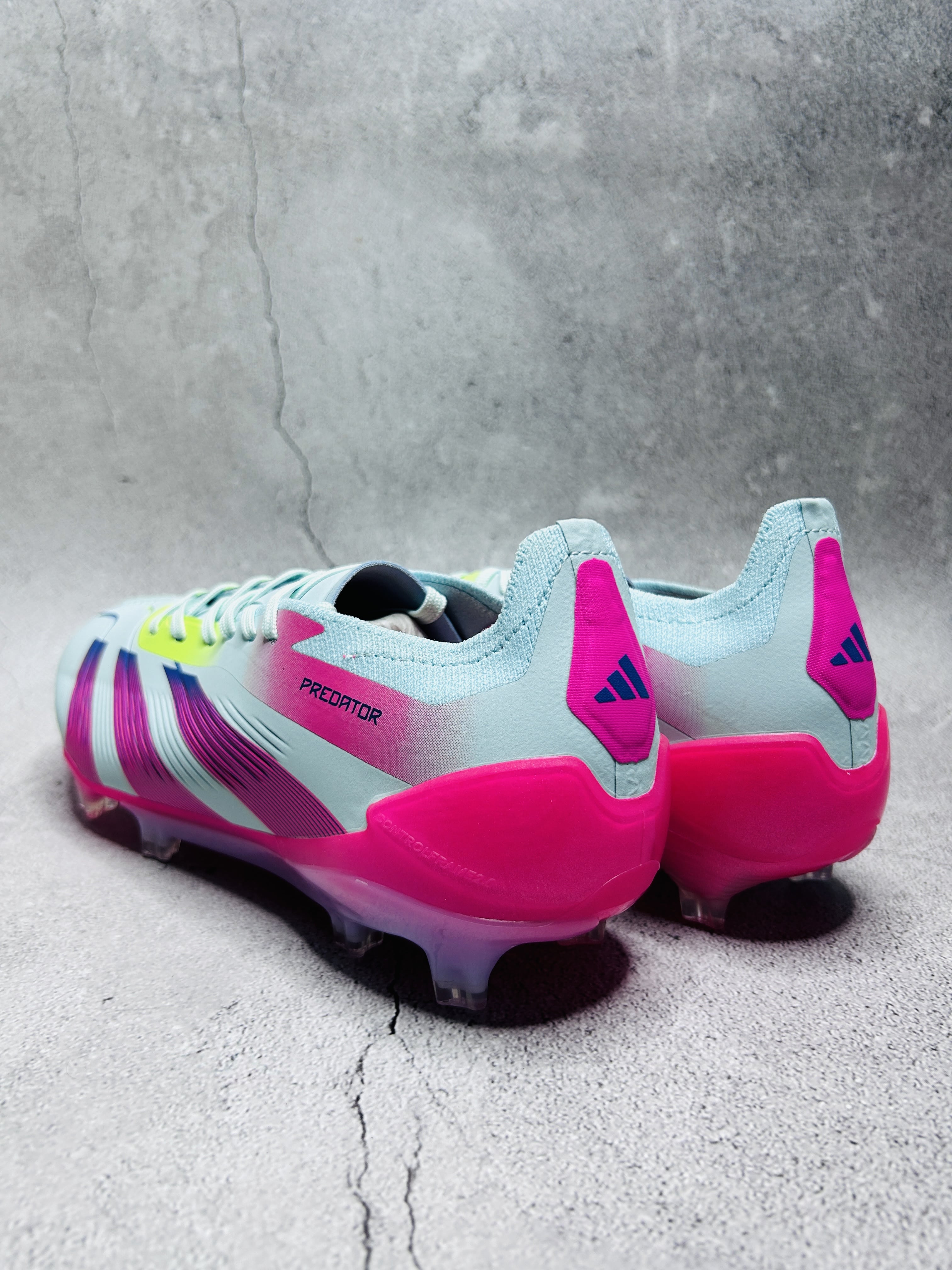 Predator Bluepink Colourway Laced