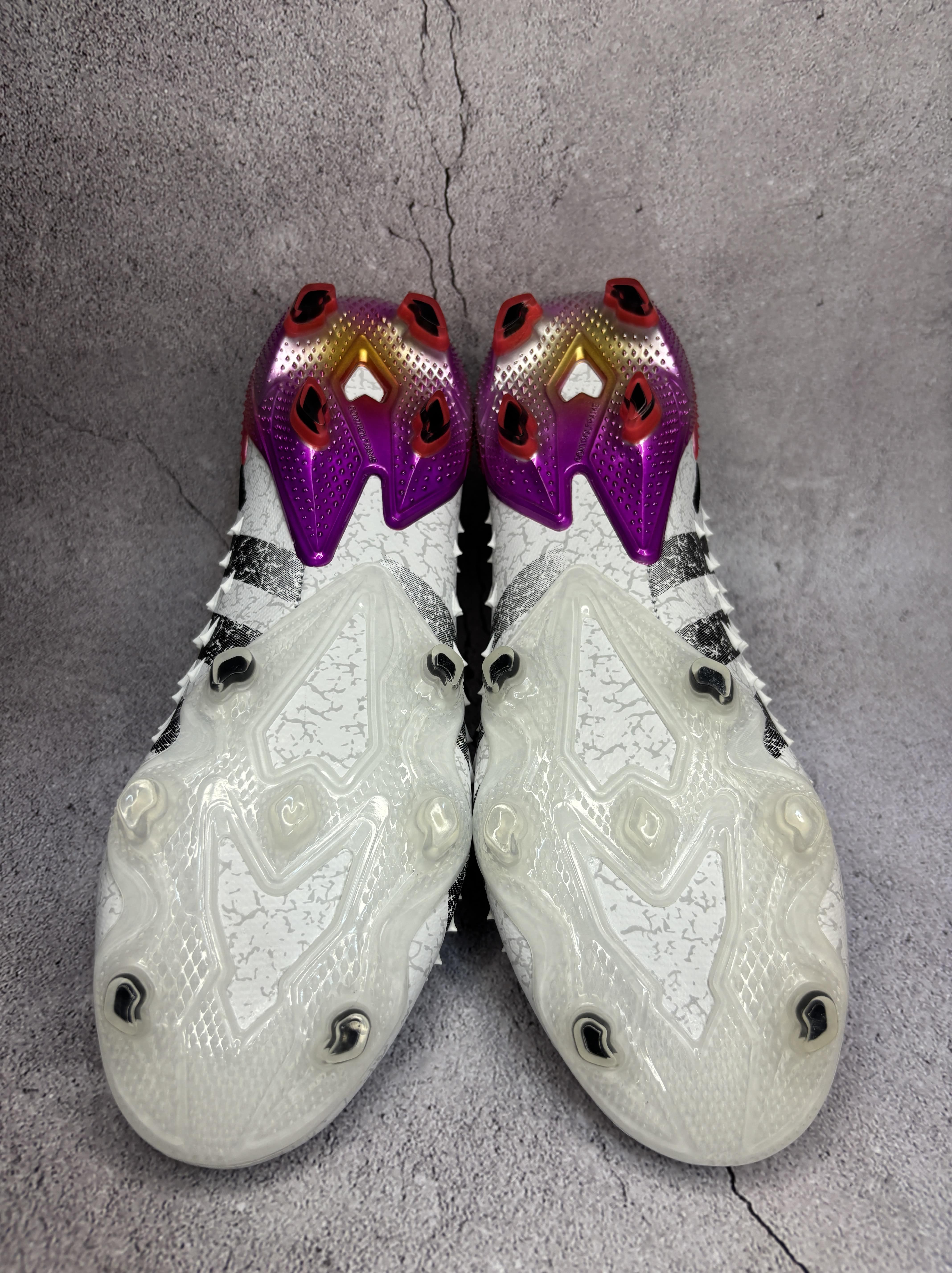 Predator Freak Metallic Silver Red