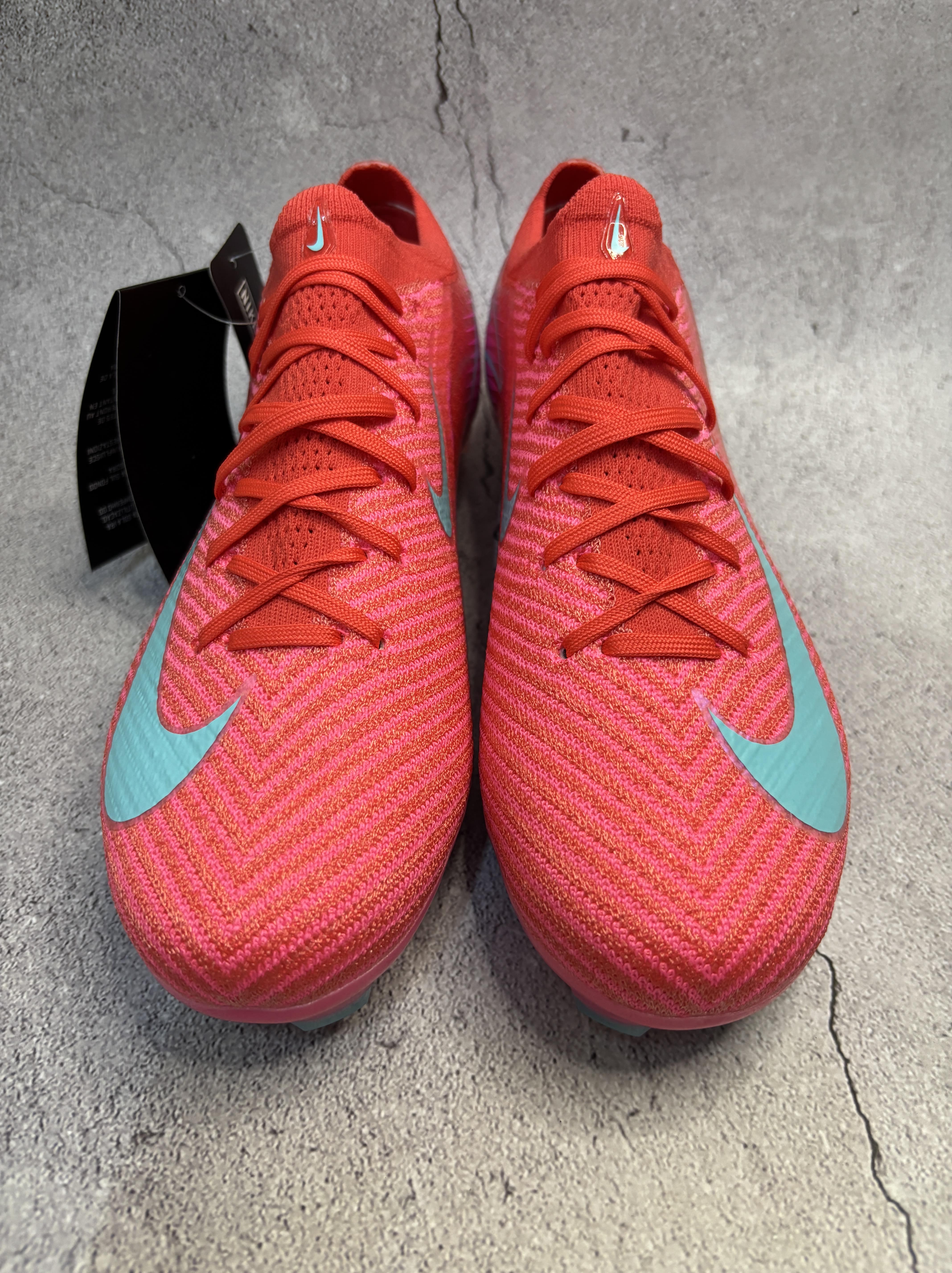 Mercurial Vapor 16 Mad Energy Pack