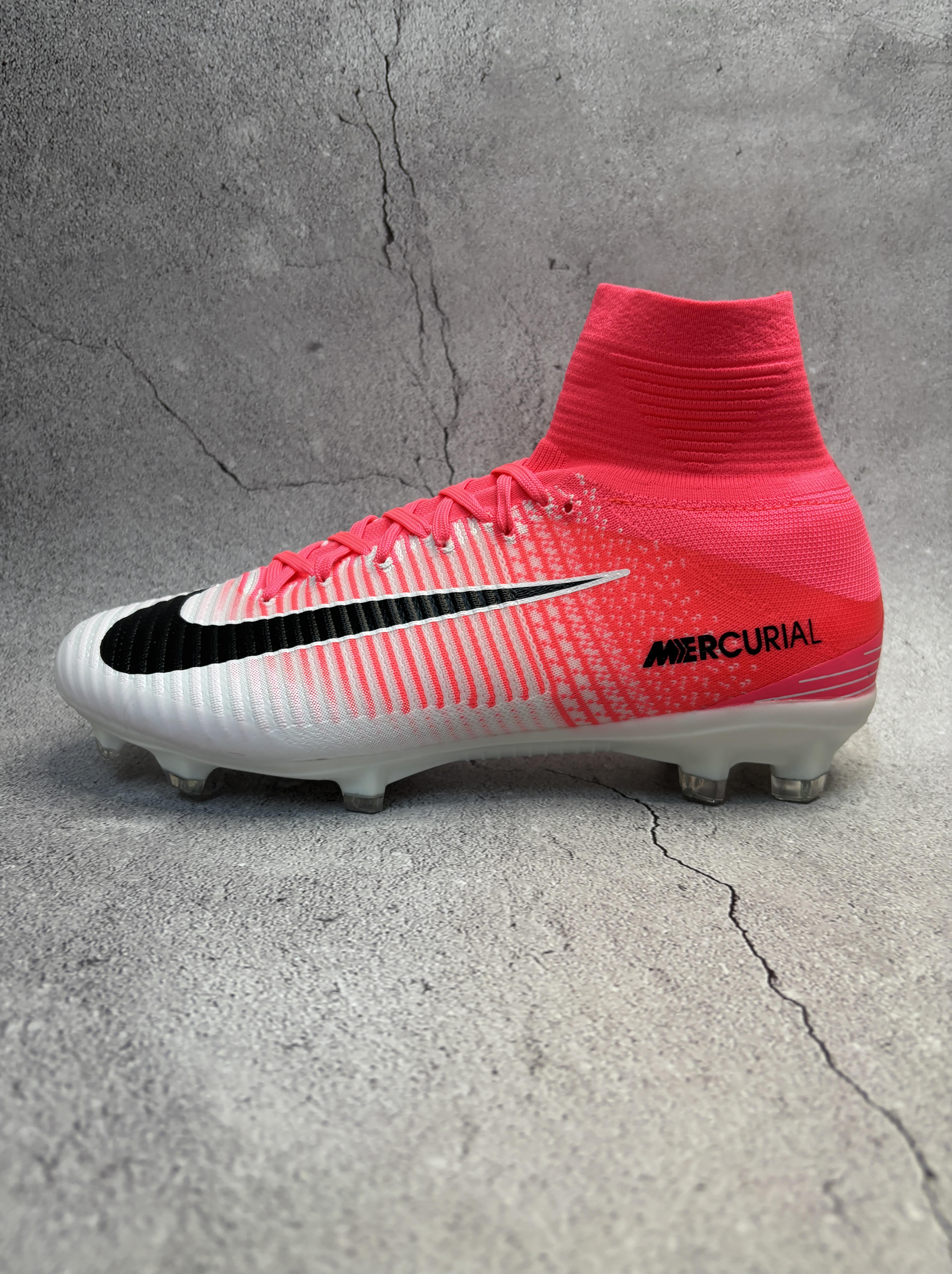 Mercurial superfly 5 Racer pink