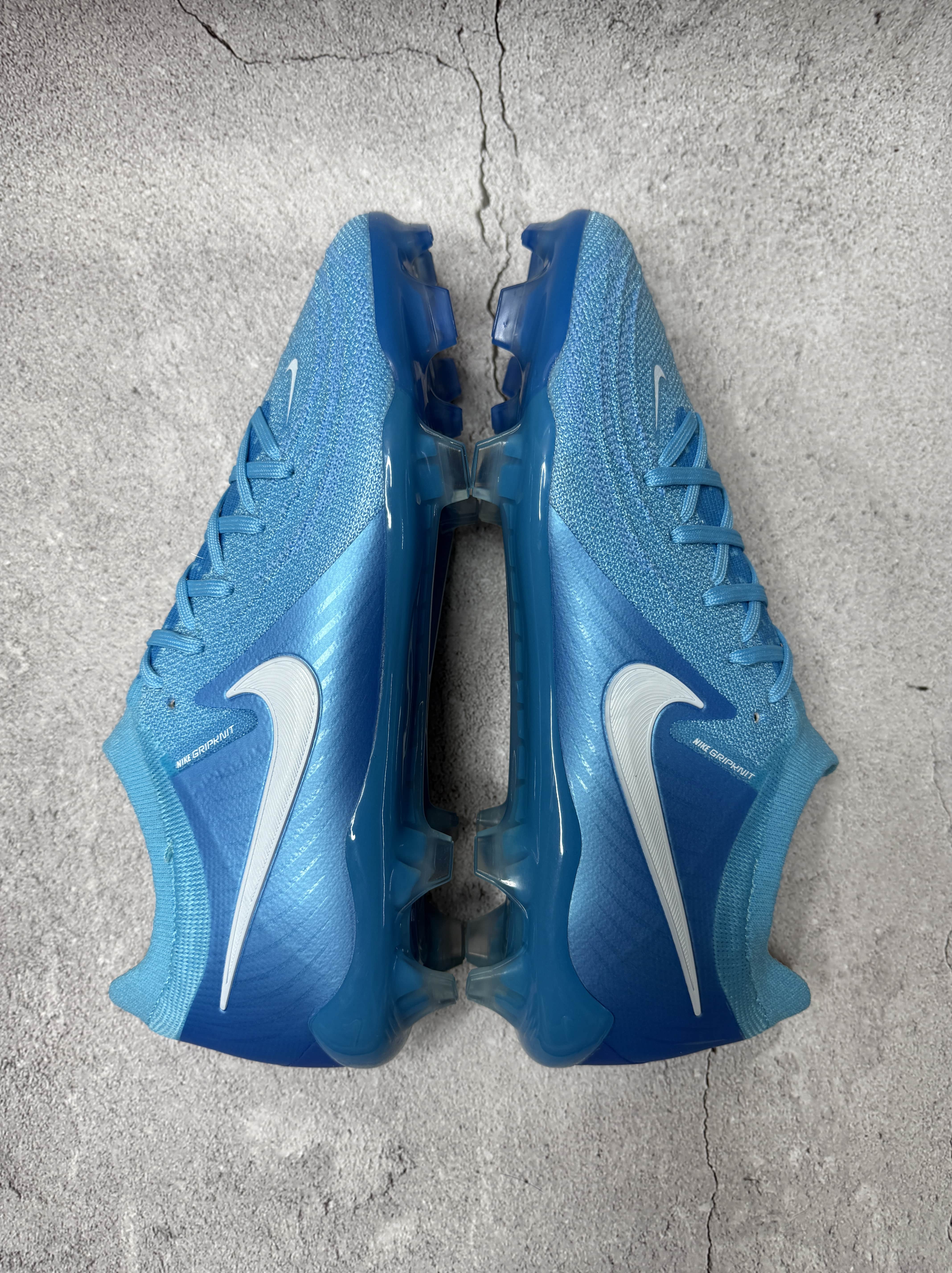 Phantom Luna Blue Fury Colourway