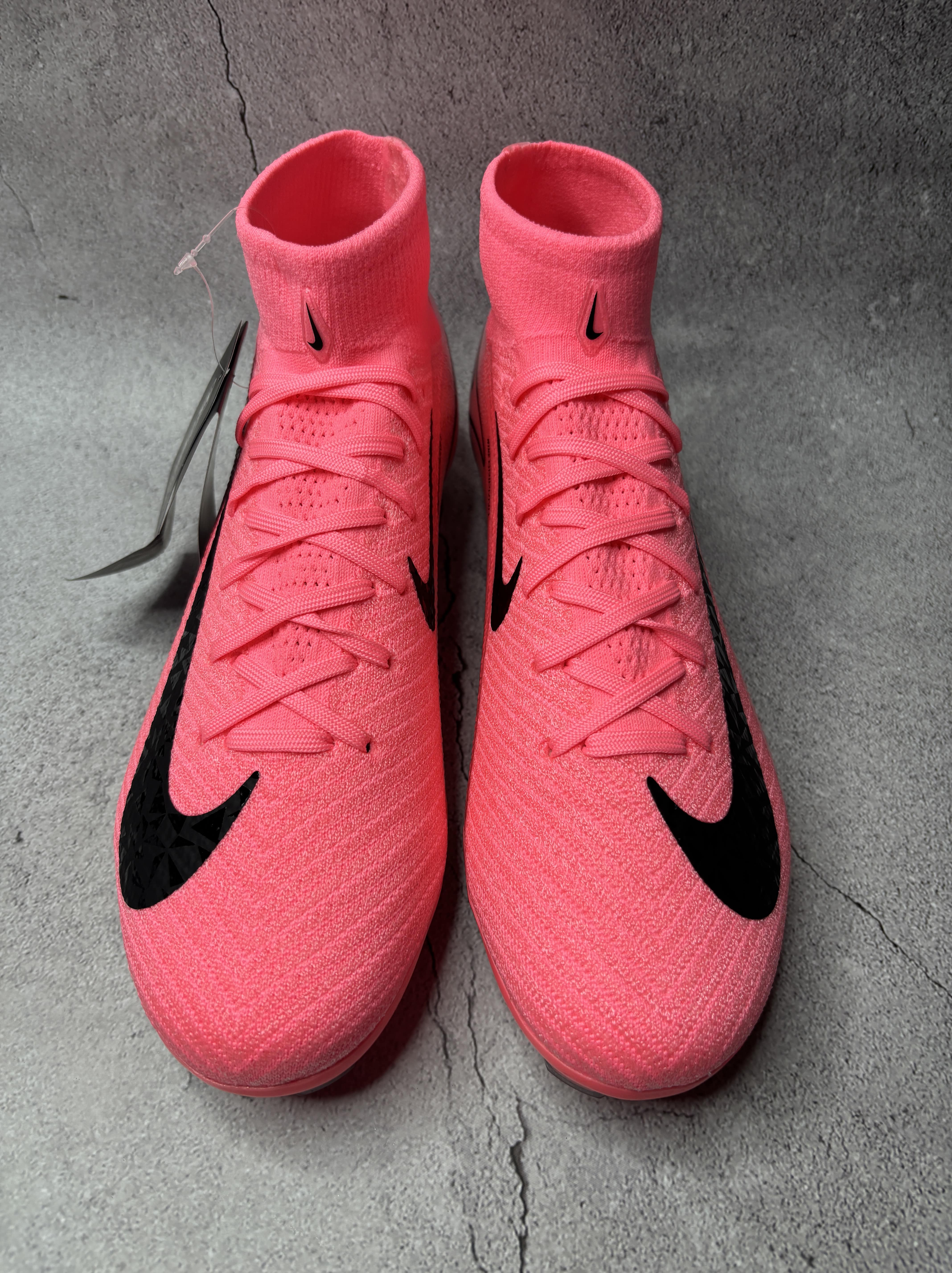 Mercurial Superfly 10 Light Pink Colourway