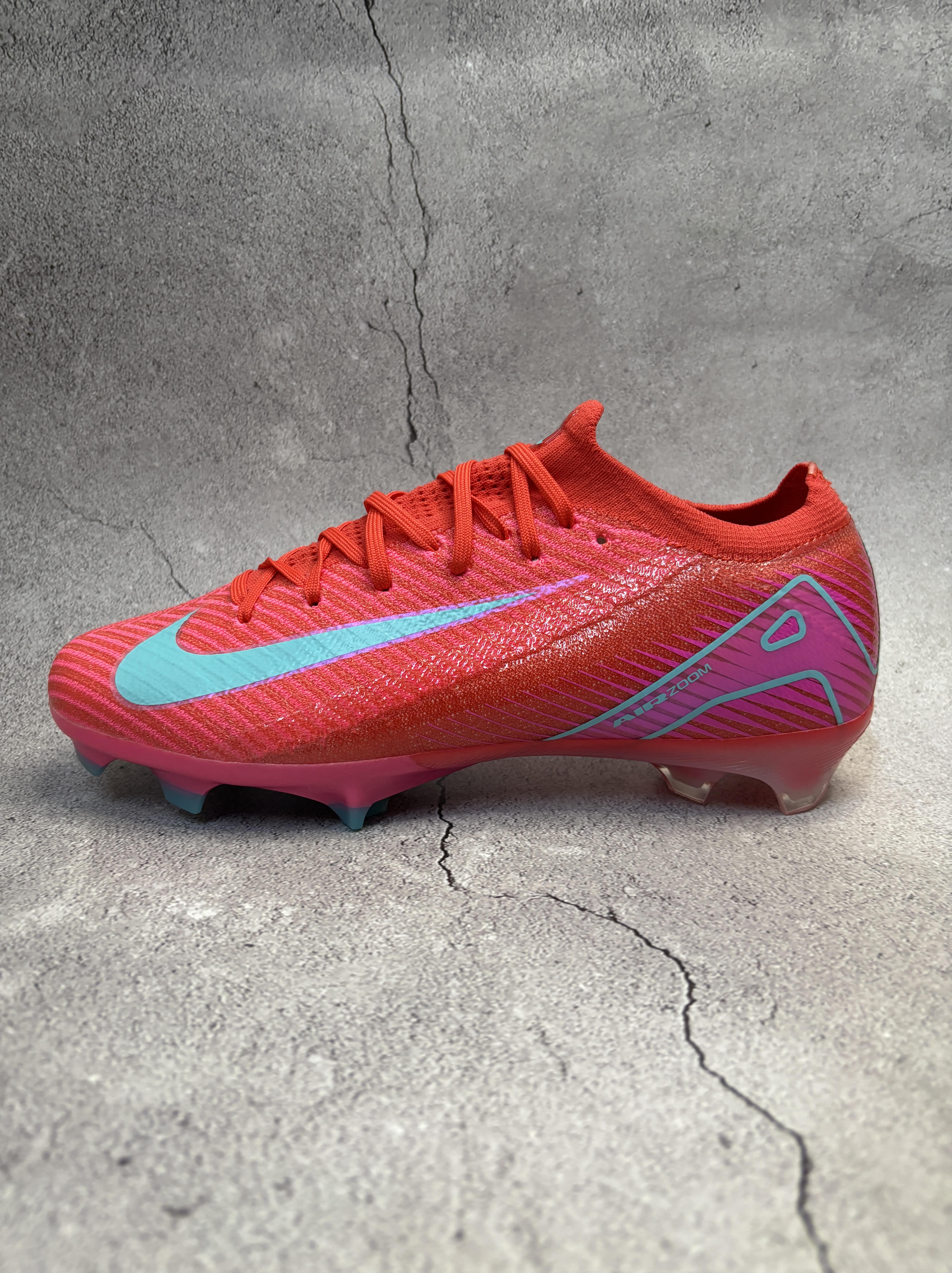 Mercurial Vapor 16 Mad Energy Pack