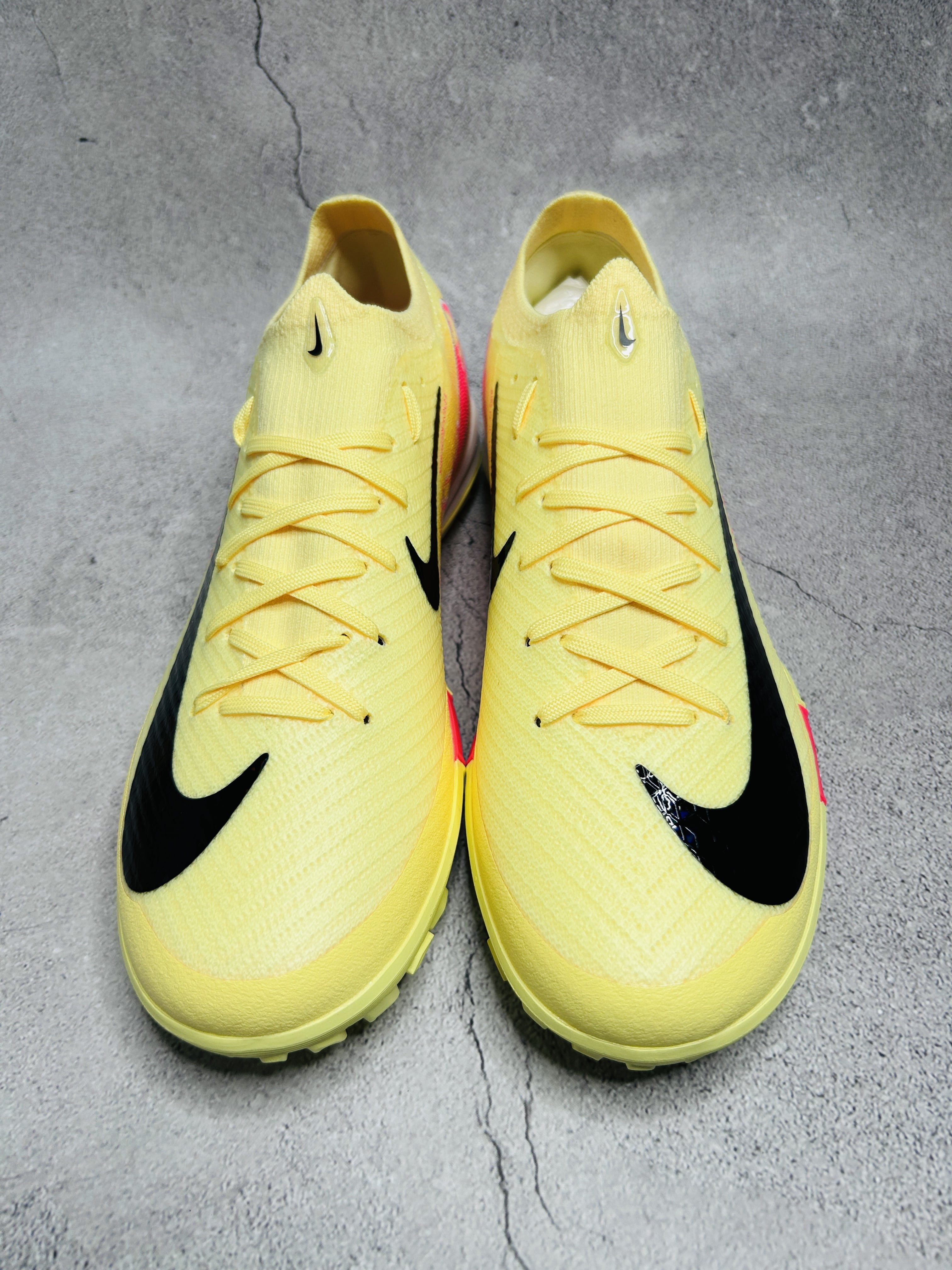 Mercurial Vapor 16 KM Edition TF
