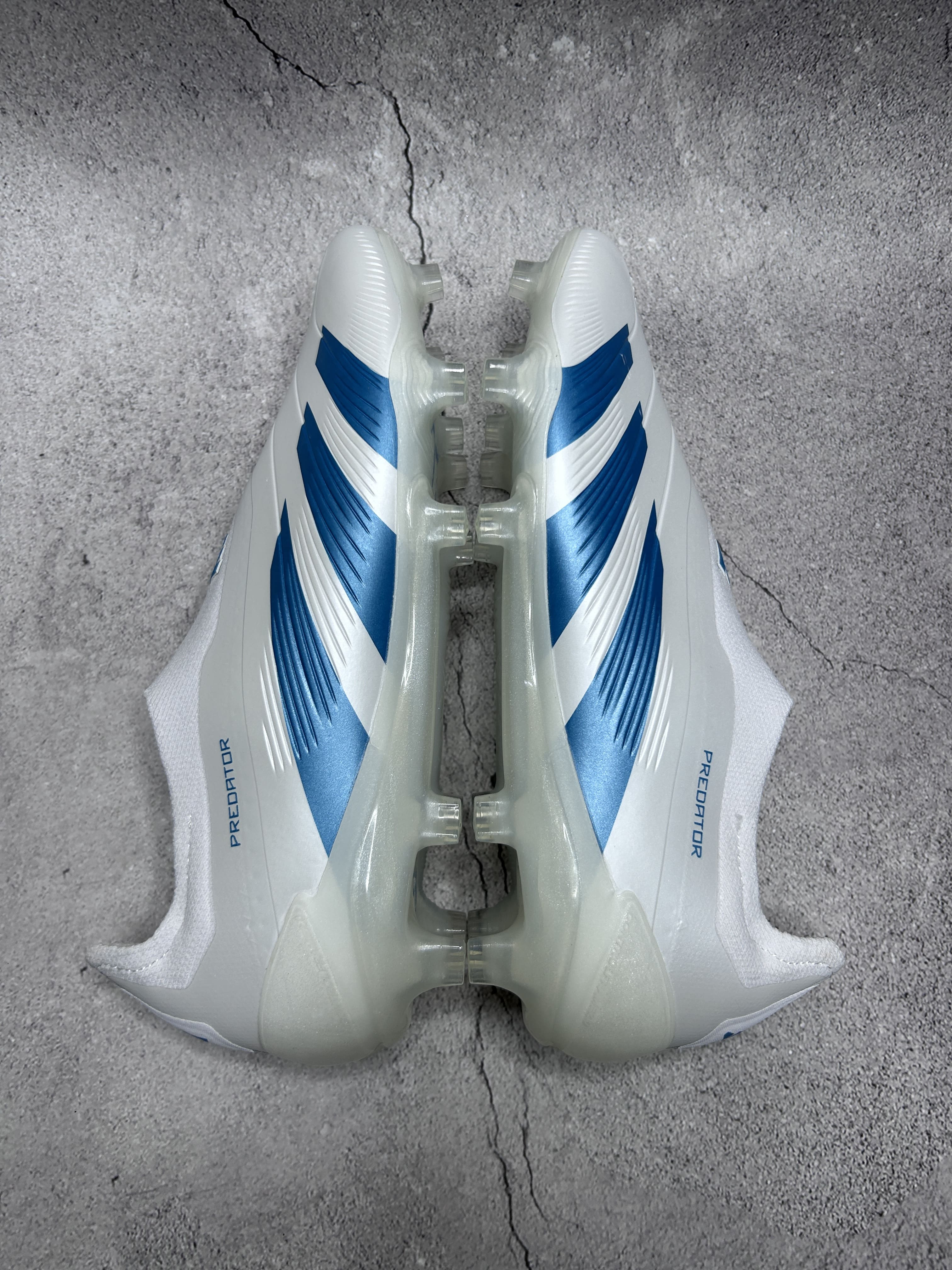 Predator 30 Whiteblue Colourway