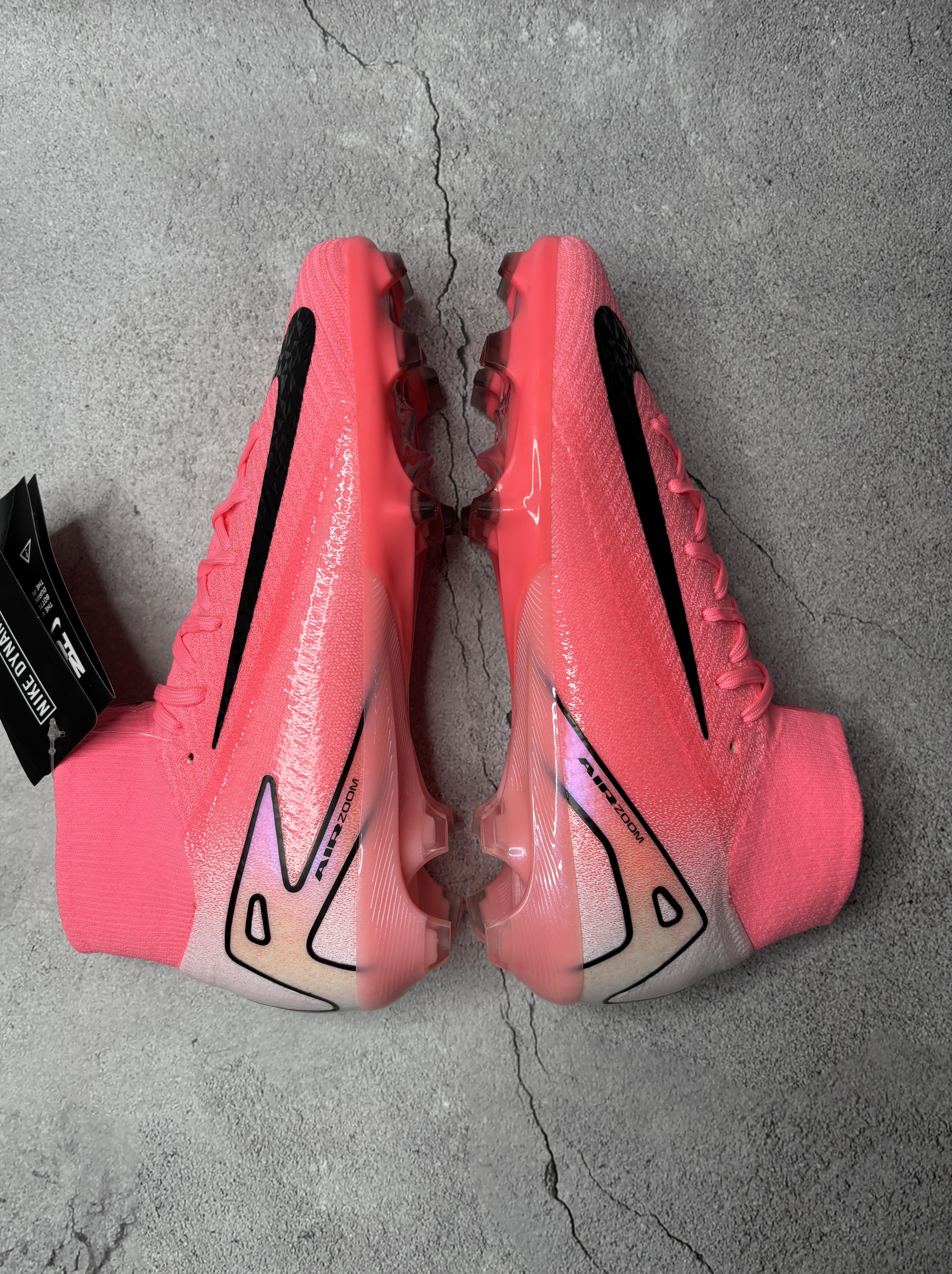 Mercurial Superfly 10 Light Pink Colourway