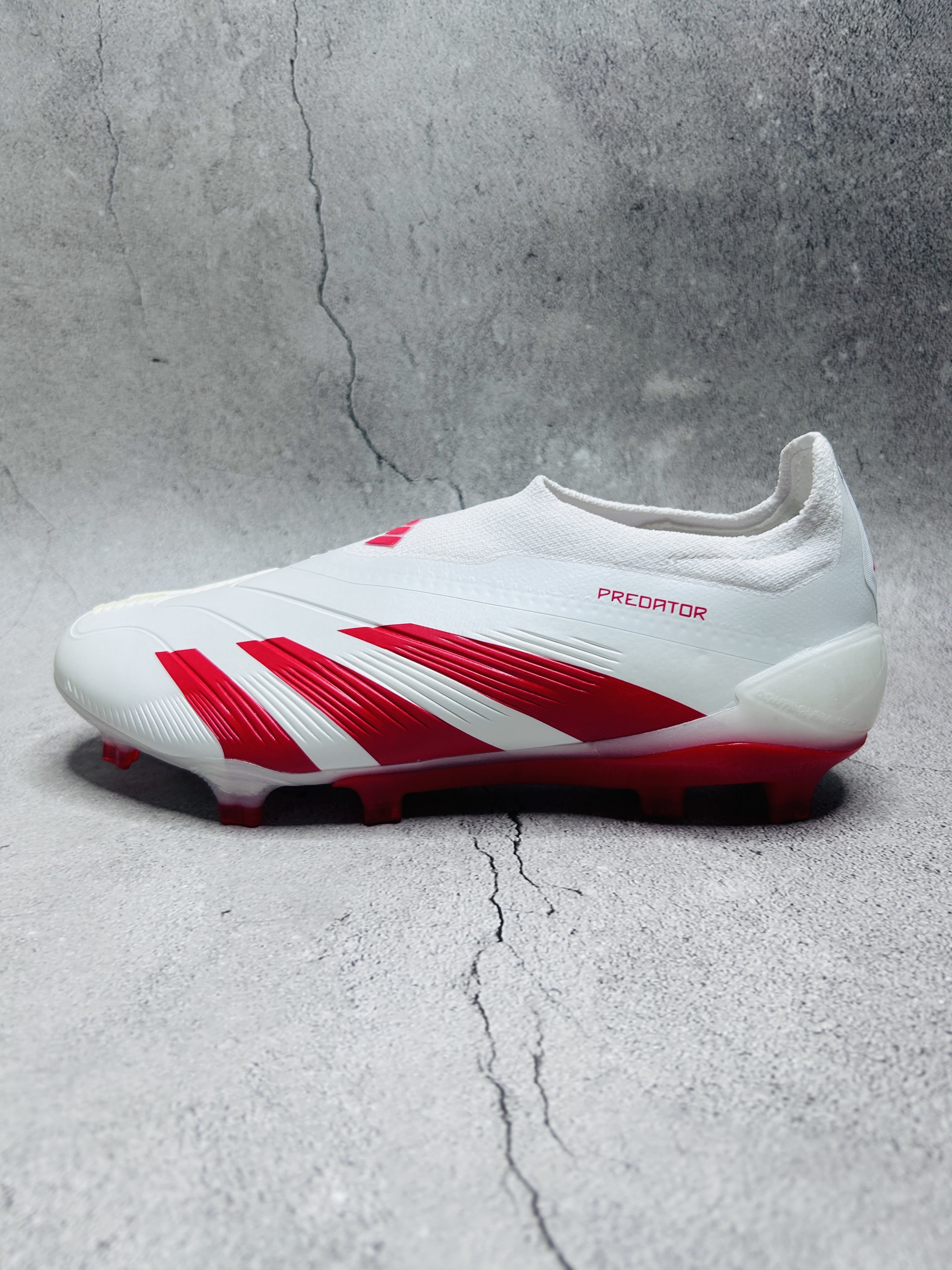 Predator 24 Purestrike laceless