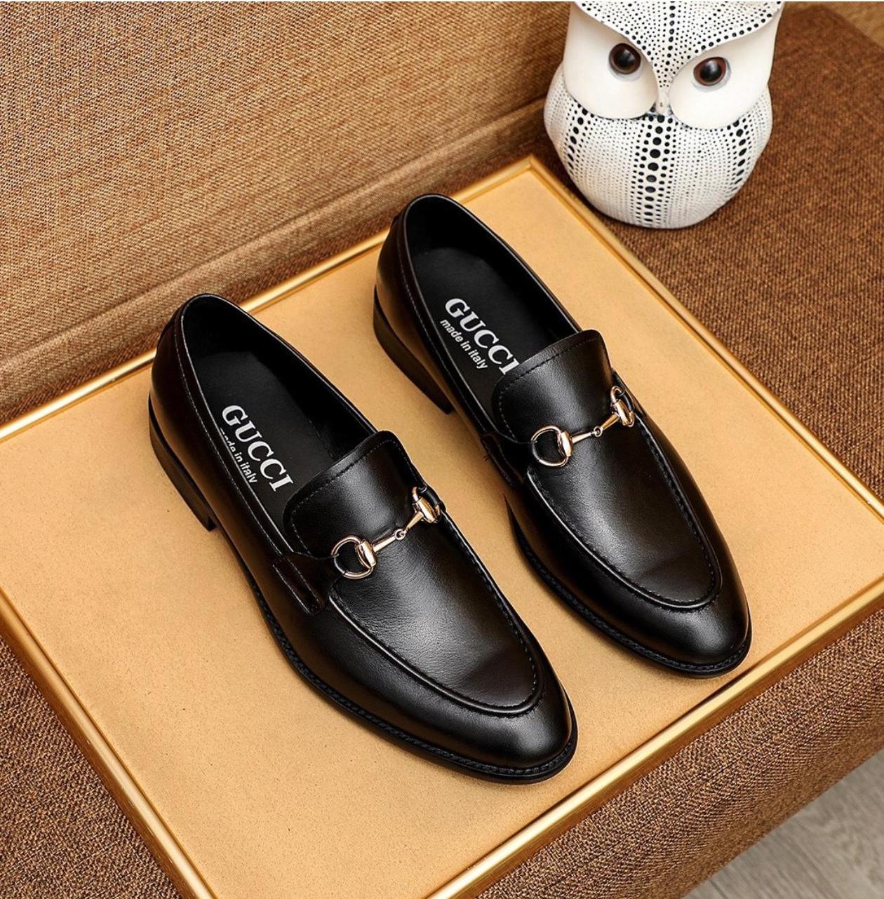 Gucci Men’s Black Leather Loafers