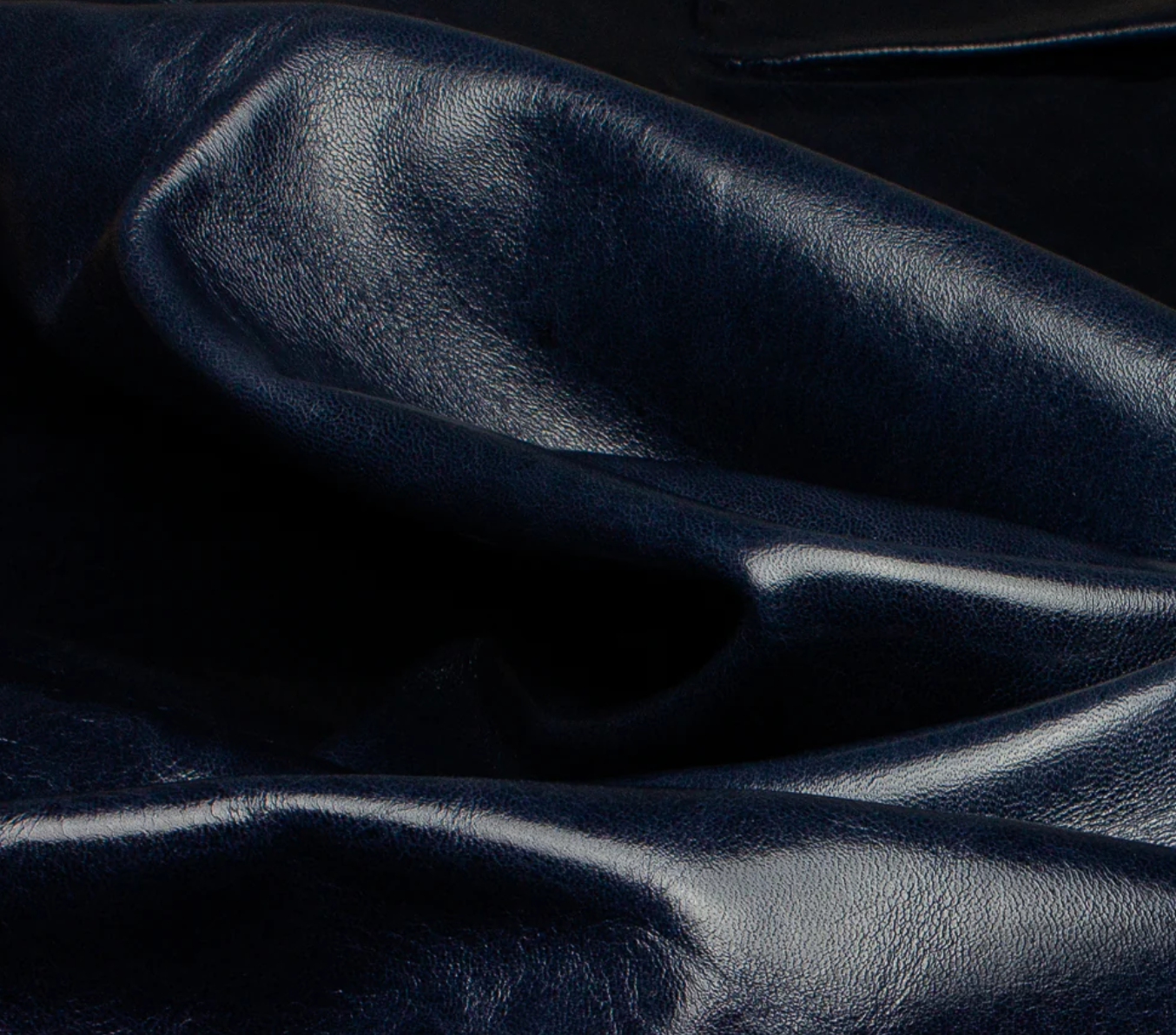 Dark Navy Goat Leather with Vintage Finish (0.8–1.0 mm)